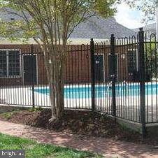 TYSONS VILLAGE - Residential Lease