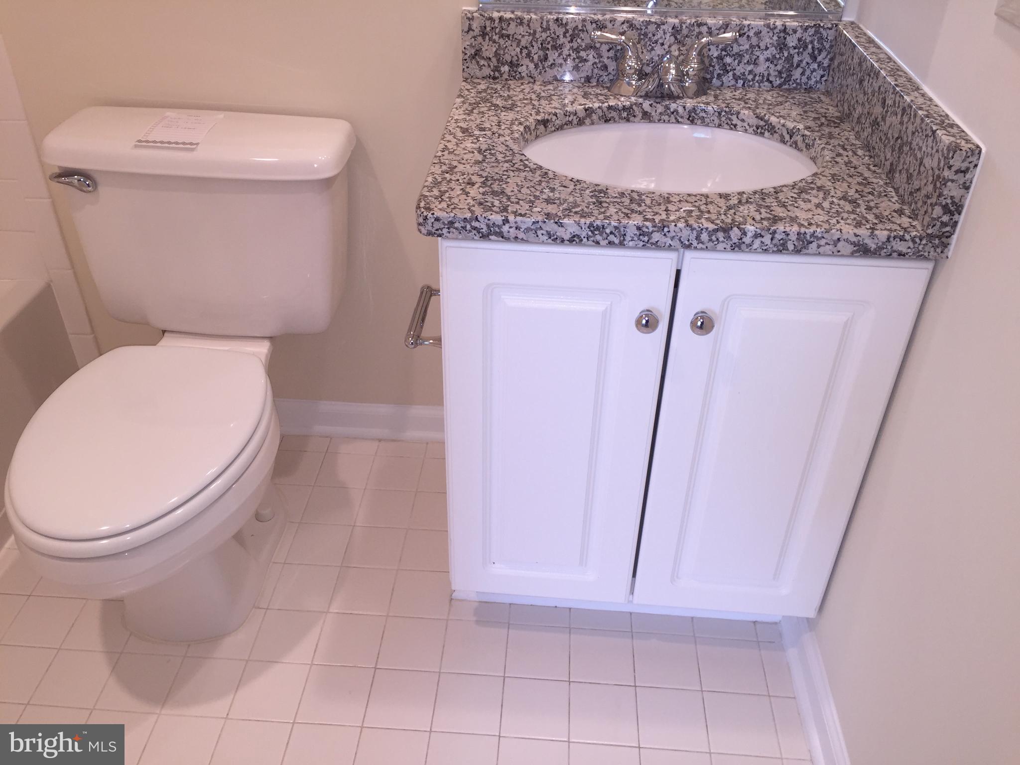 TYSONS VILLAGE - Residential Lease