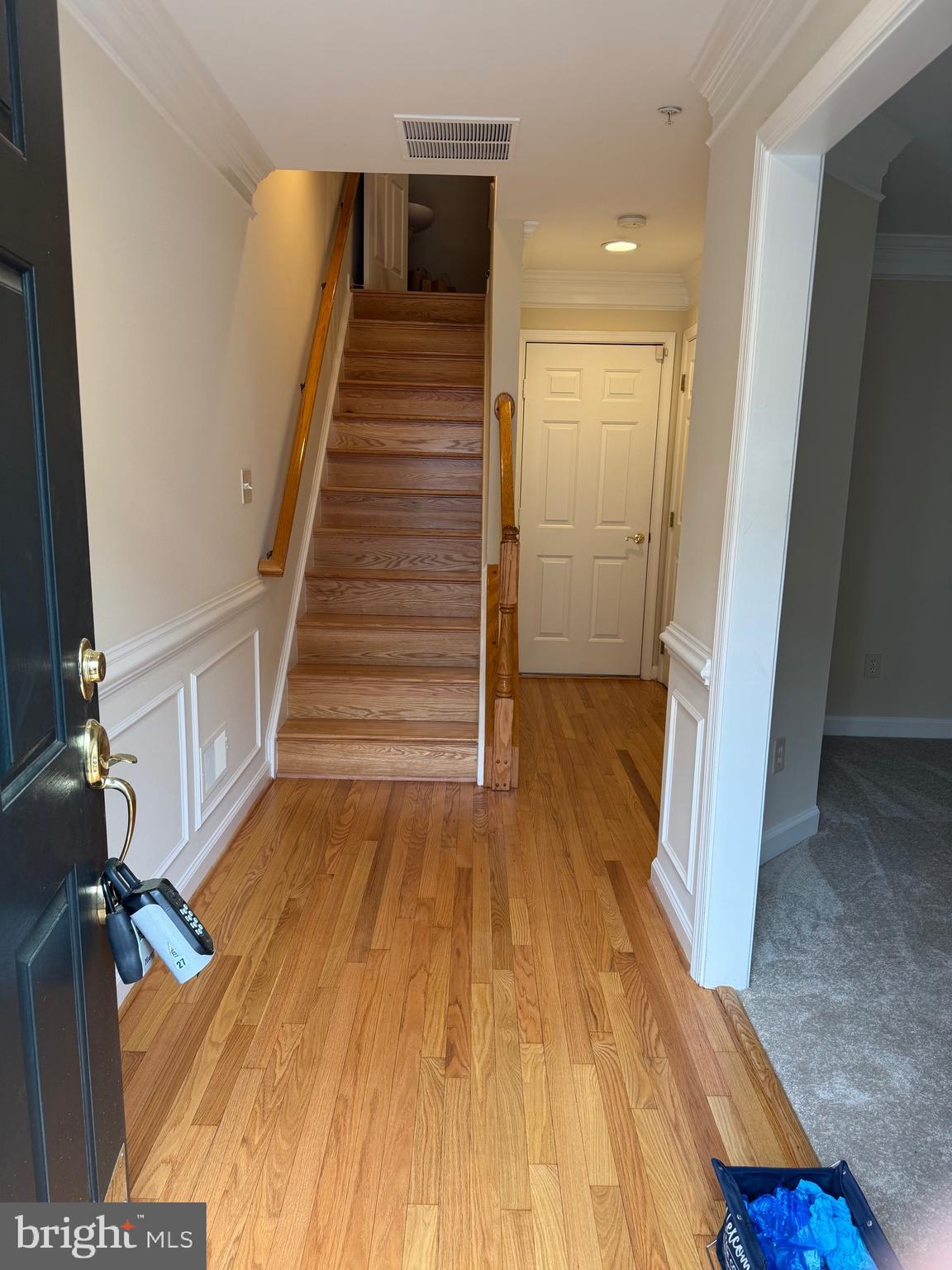 TYSONS VILLAGE - Residential Lease