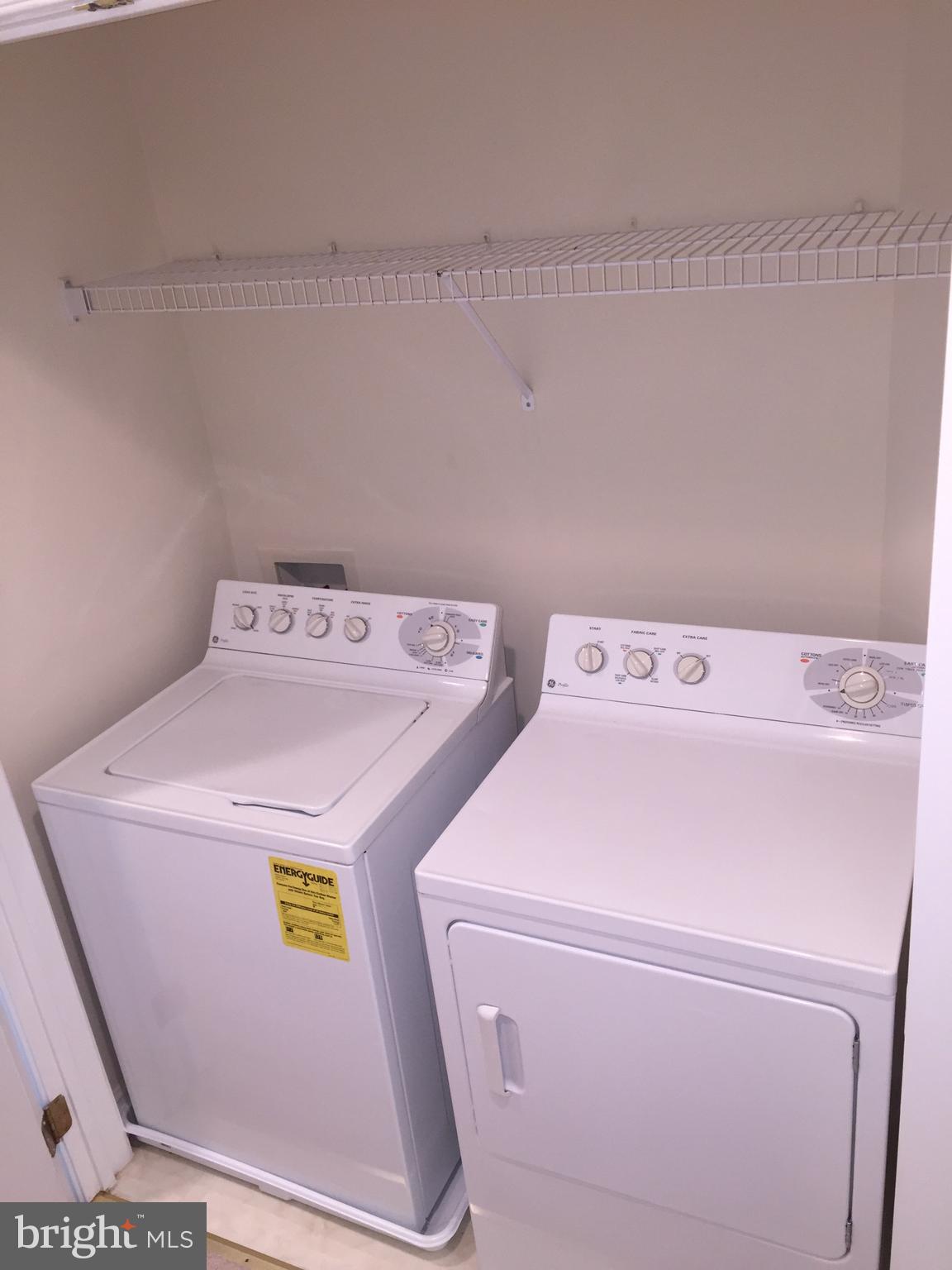 TYSONS VILLAGE - Residential Lease