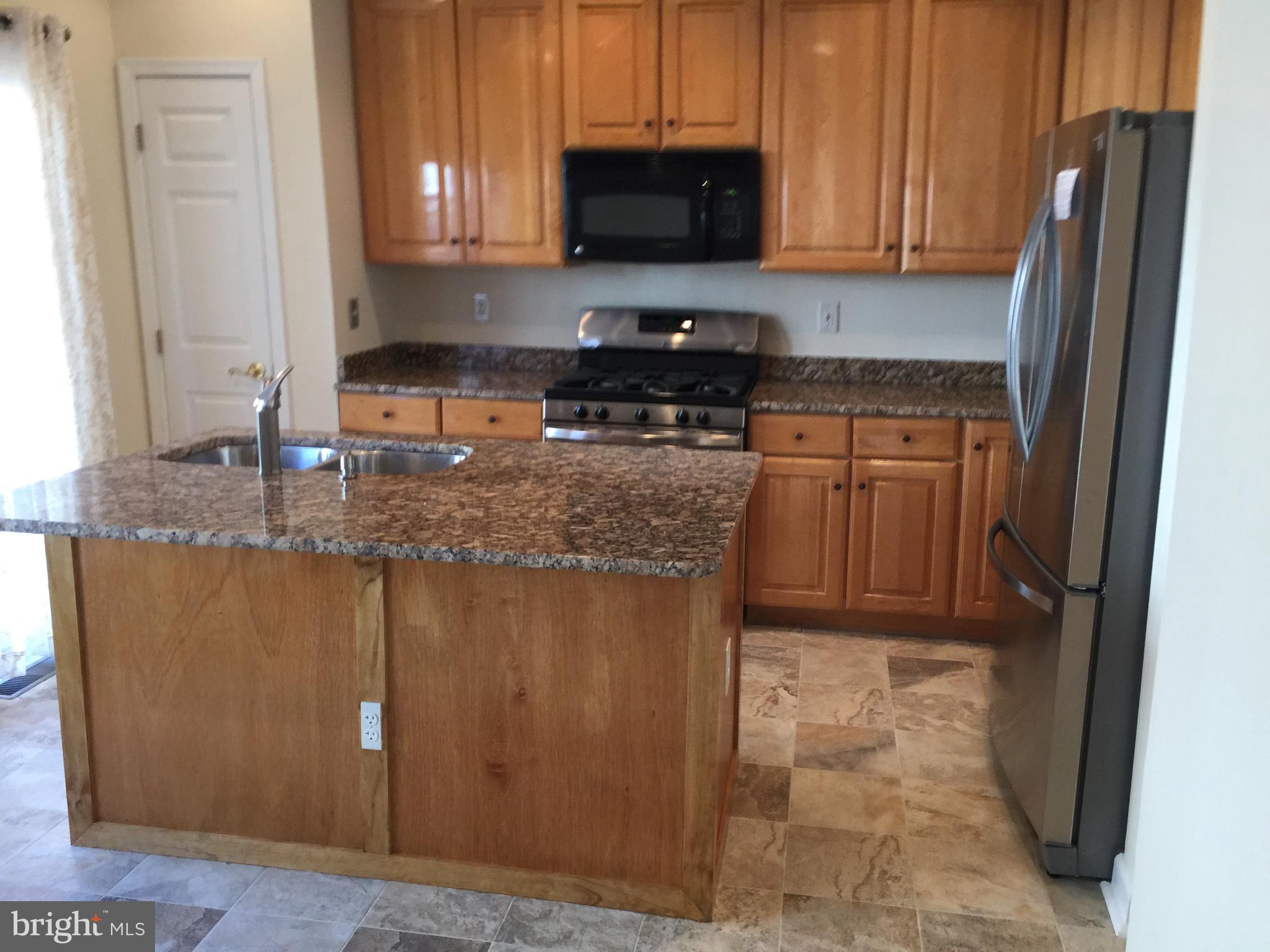 TYSONS VILLAGE - Residential Lease