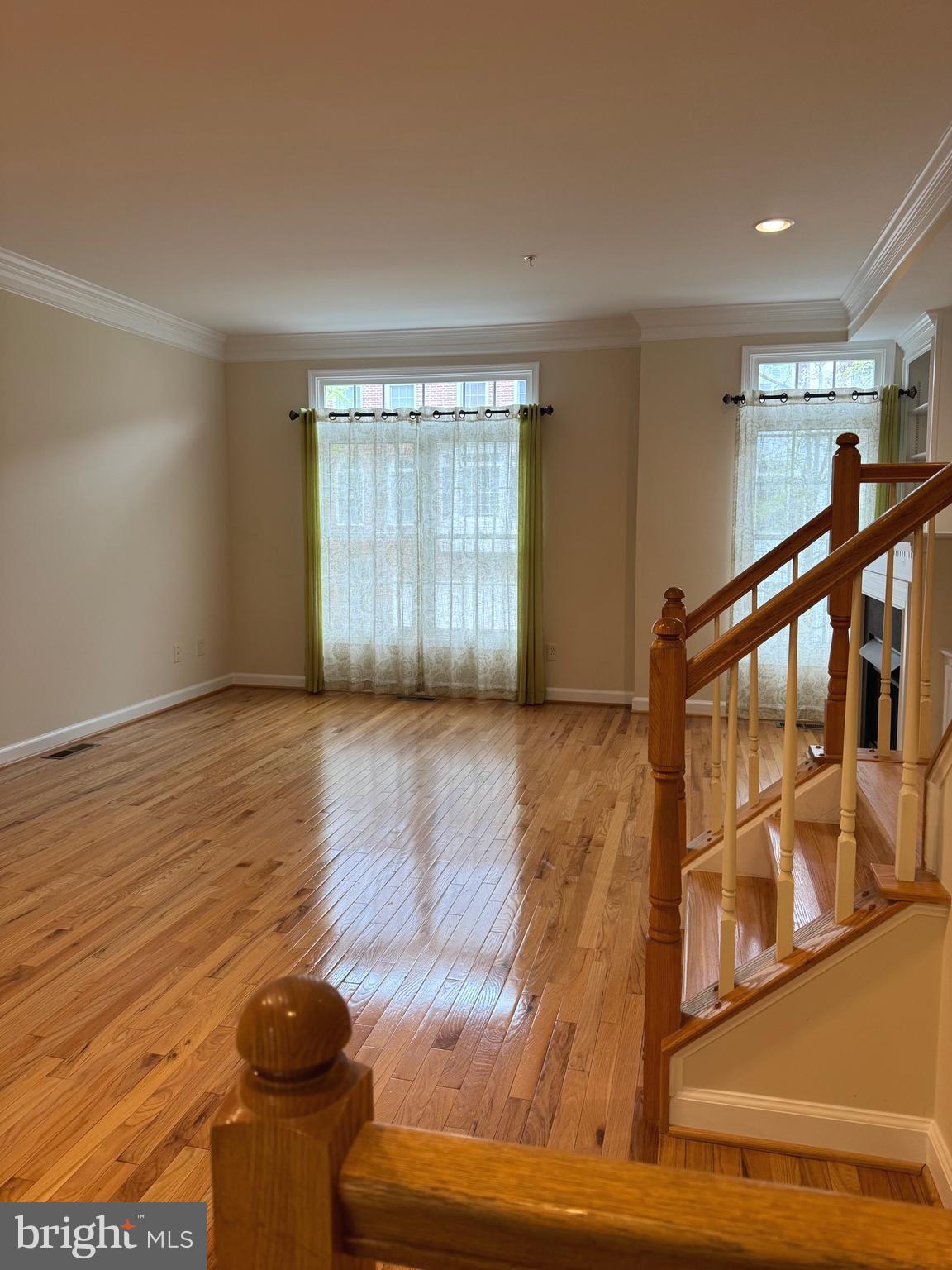 TYSONS VILLAGE - Residential Lease