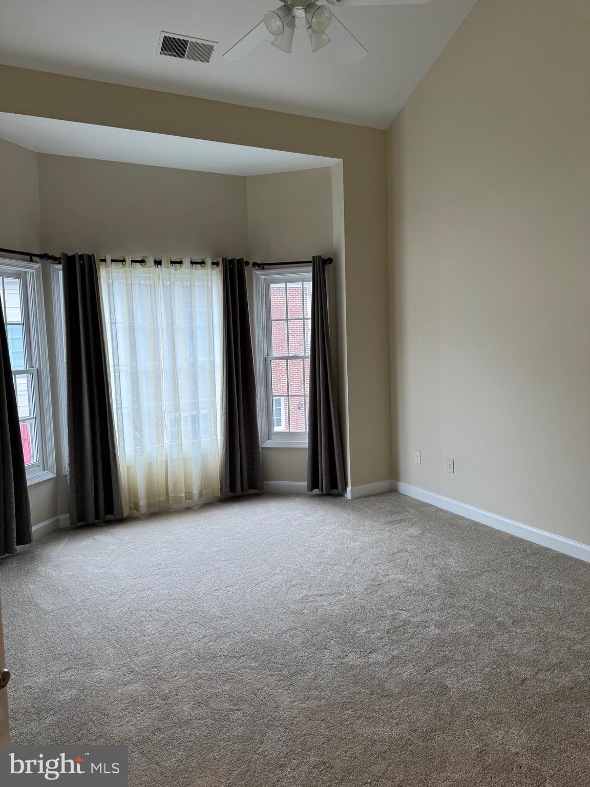 TYSONS VILLAGE - Residential Lease