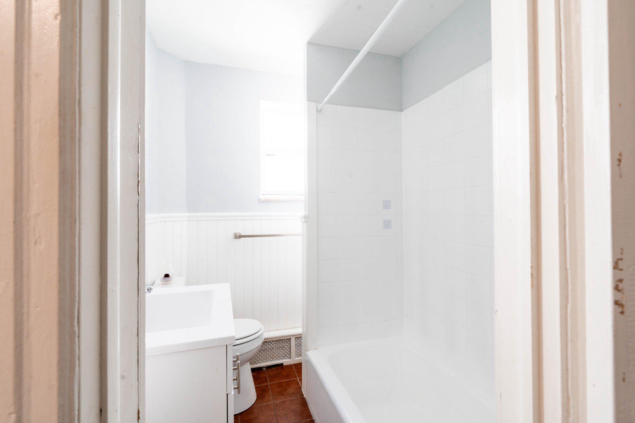 WHITMAN - Residential