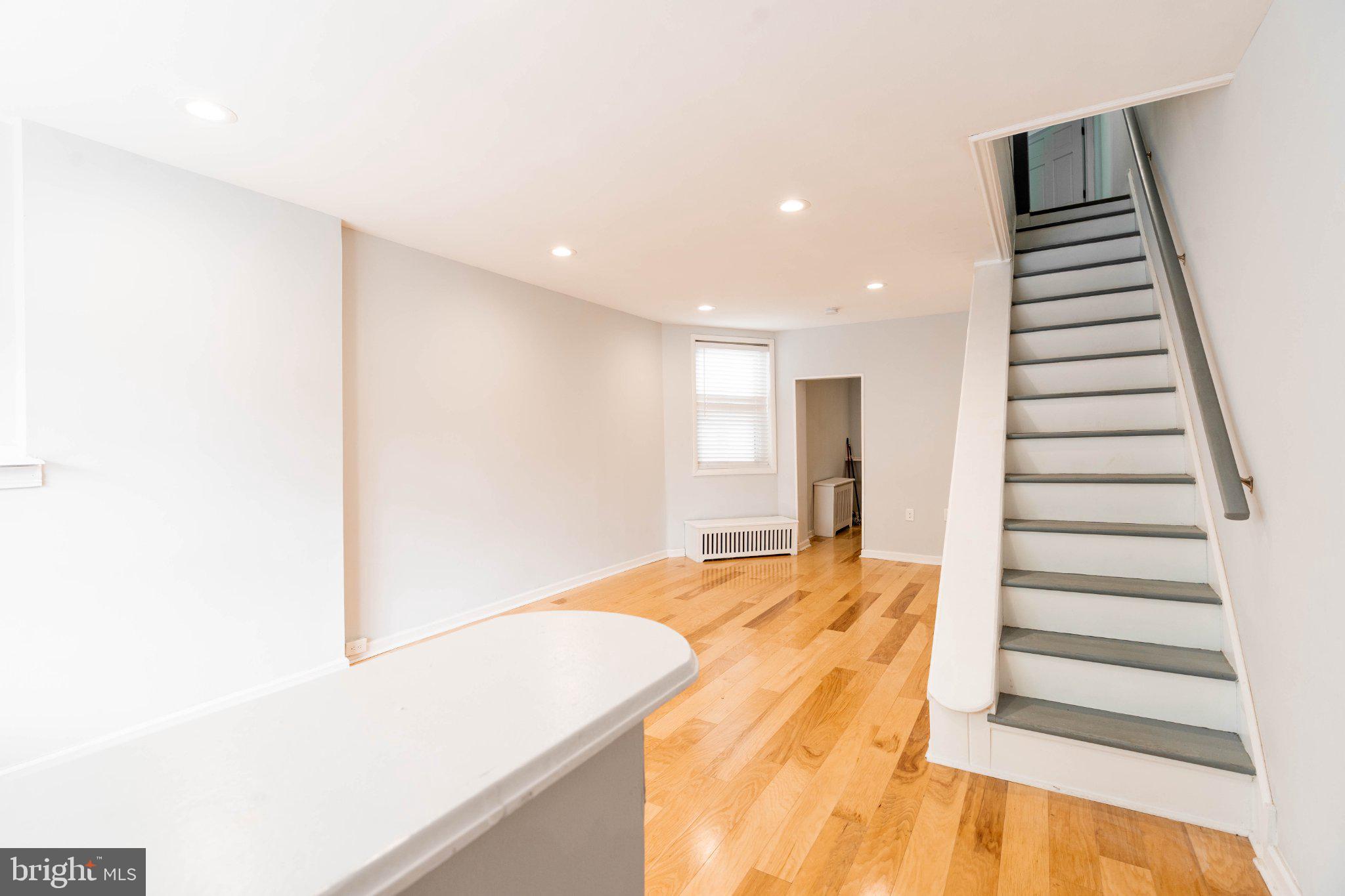 WHITMAN - Residential