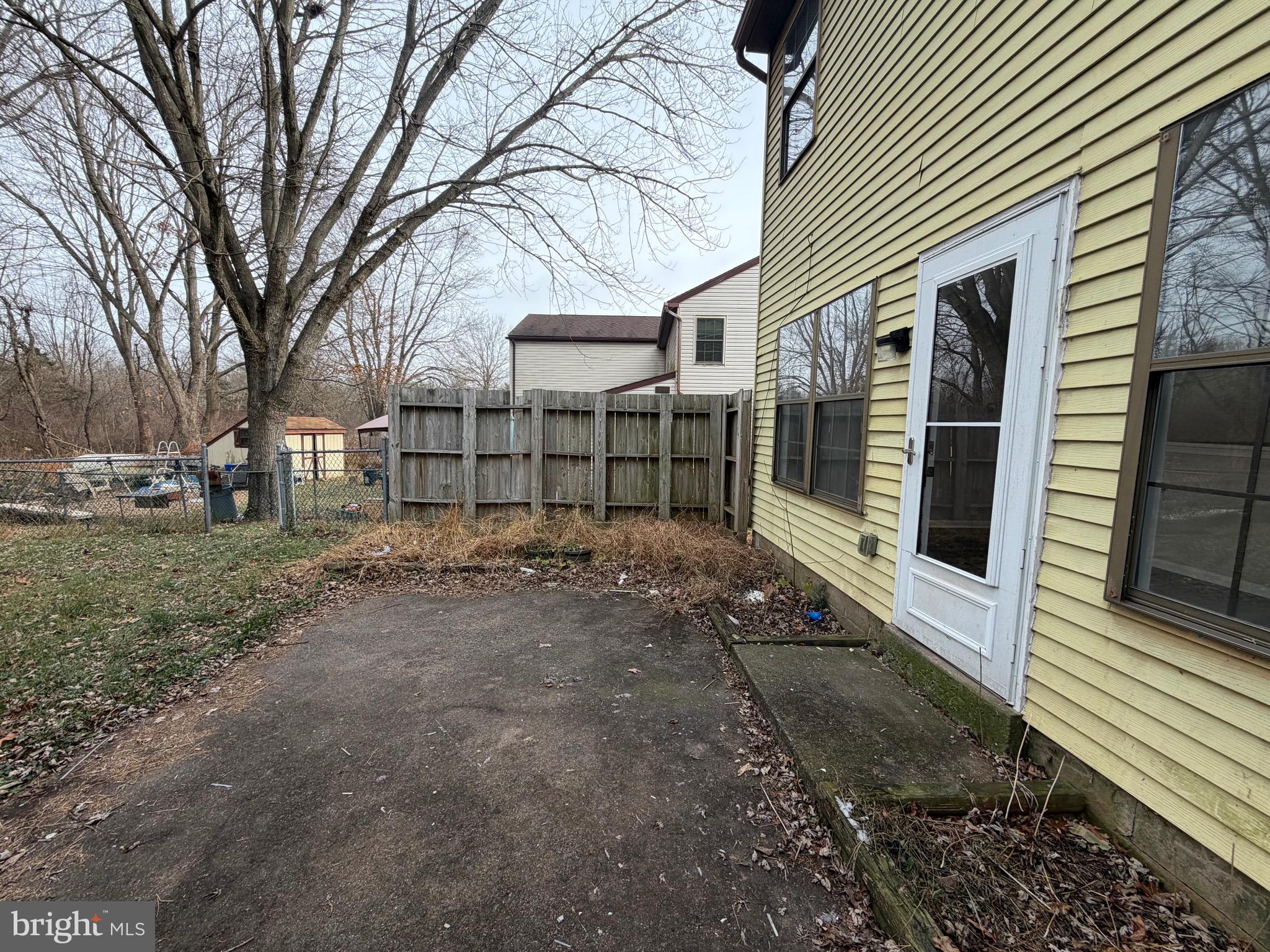 RICHLAND MEAD - Residential Lease