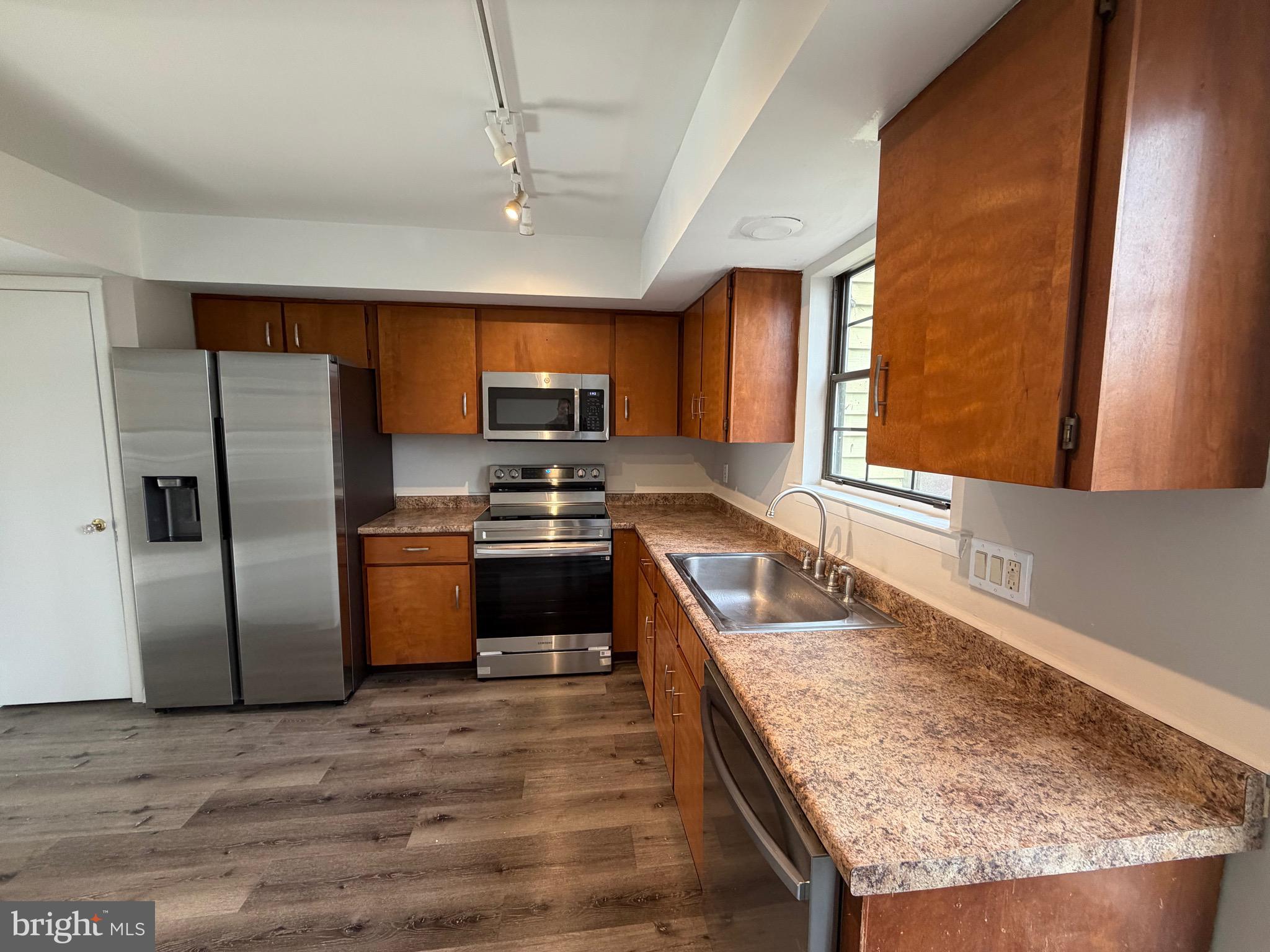 RICHLAND MEAD - Residential Lease