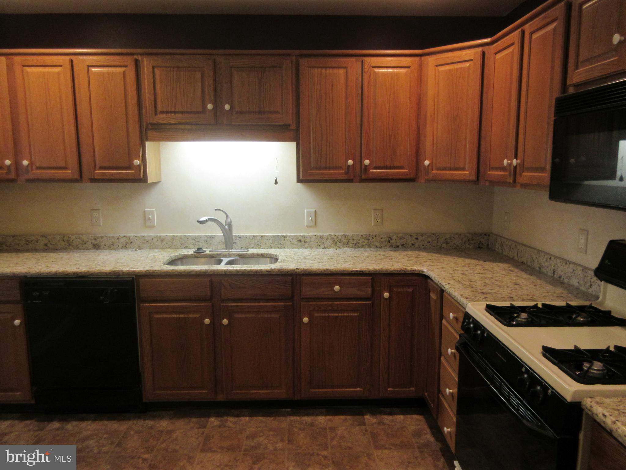 SUMMIT HILLS - Residential