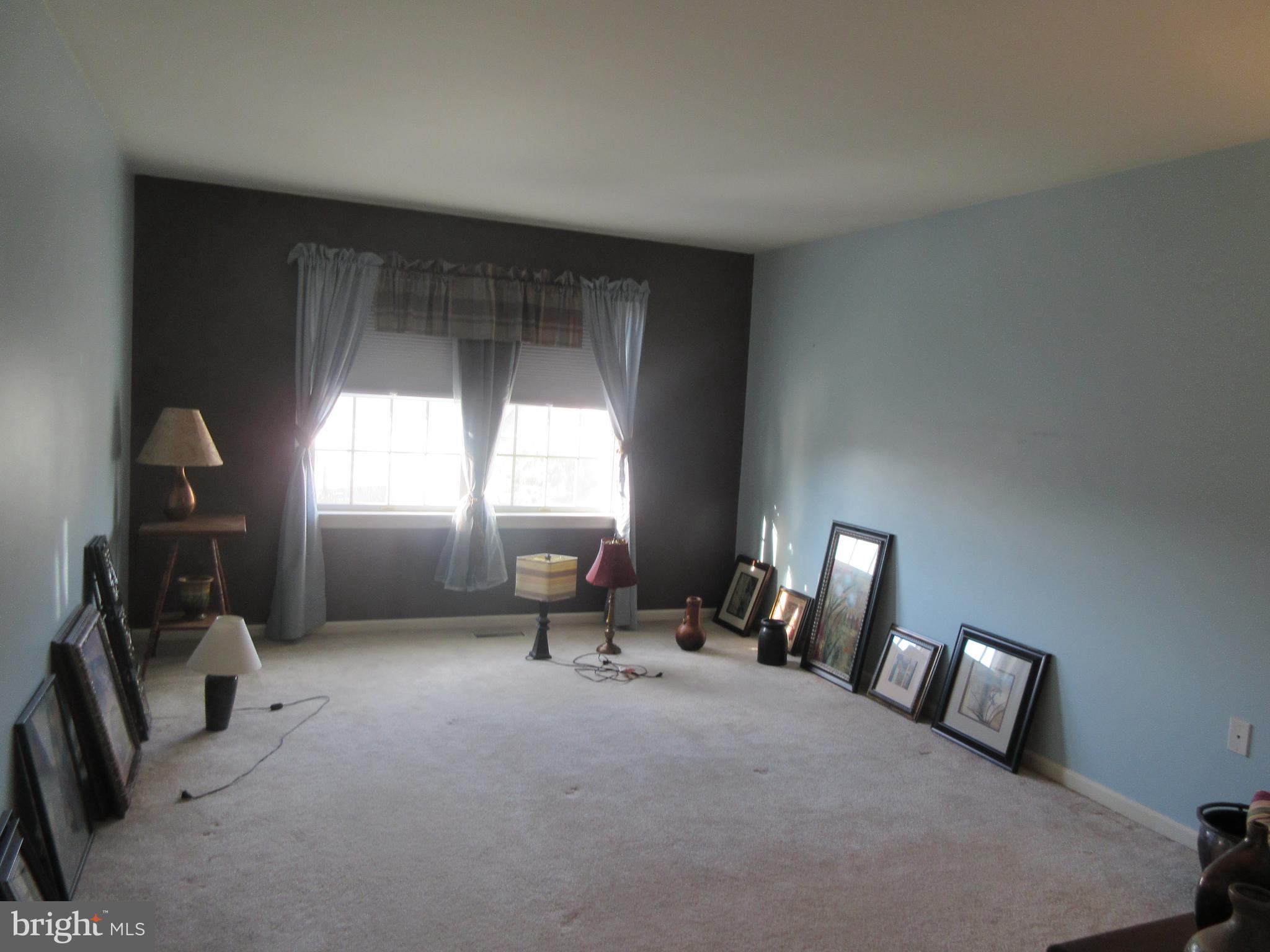 SUMMIT HILLS - Residential
