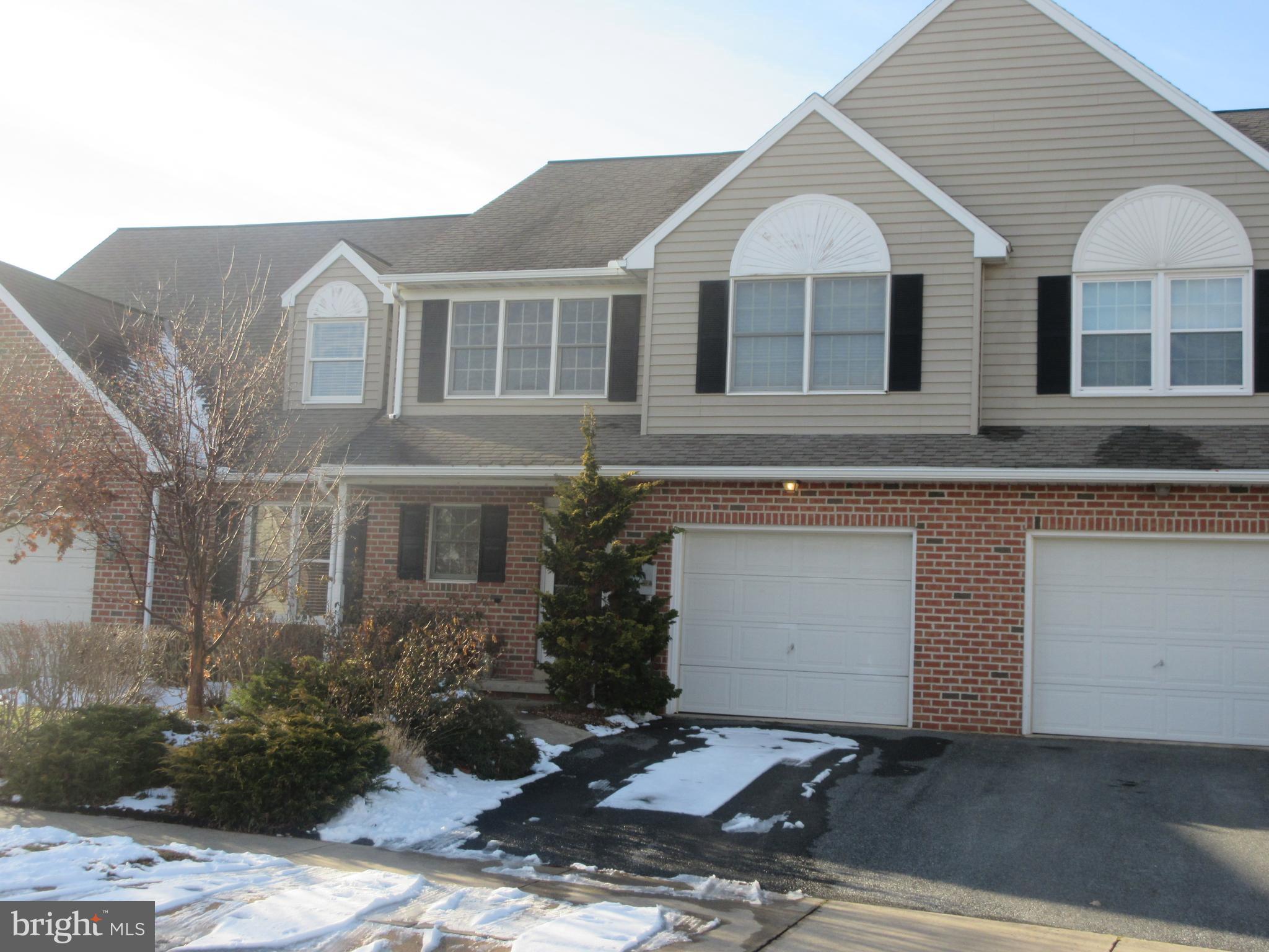 SUMMIT HILLS - Residential