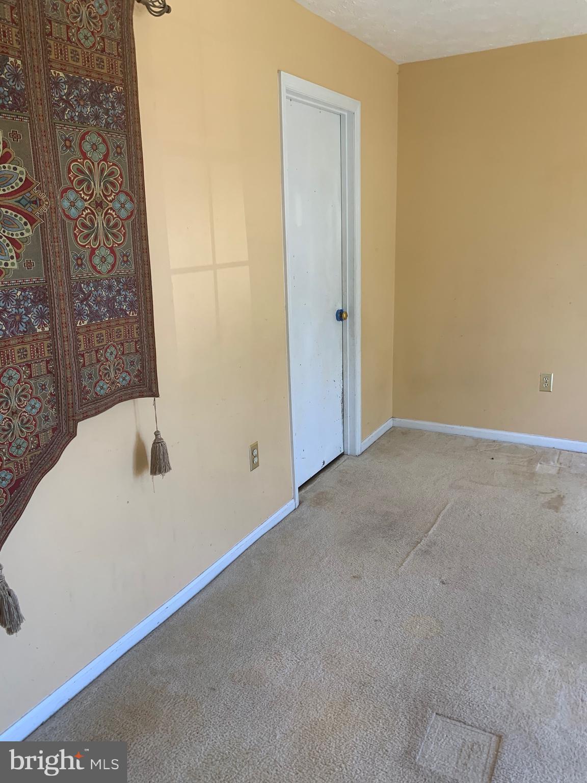 SADDLE CREEK - Residential