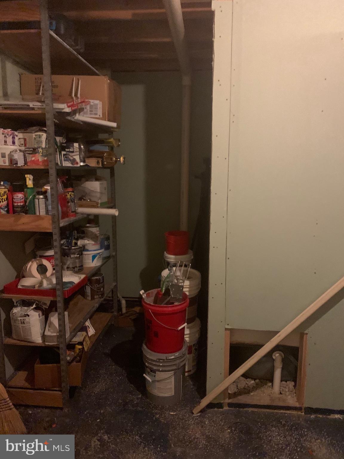 SADDLE CREEK - Residential