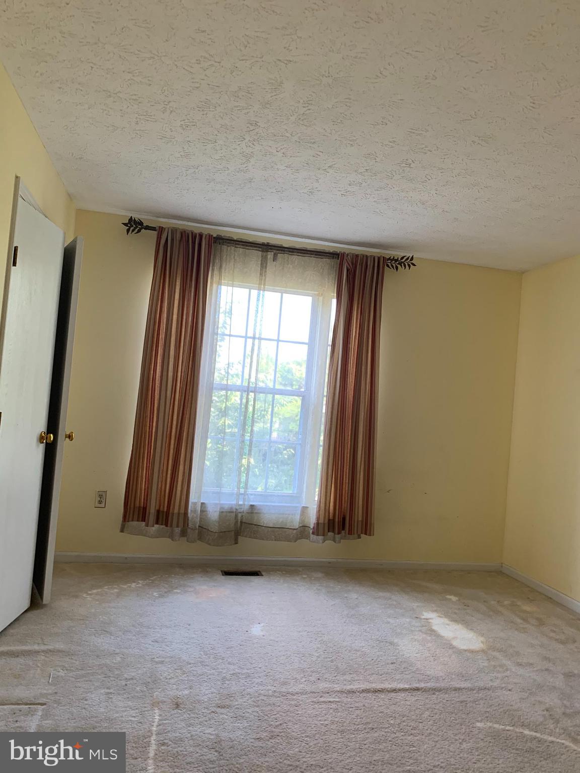 SADDLE CREEK - Residential