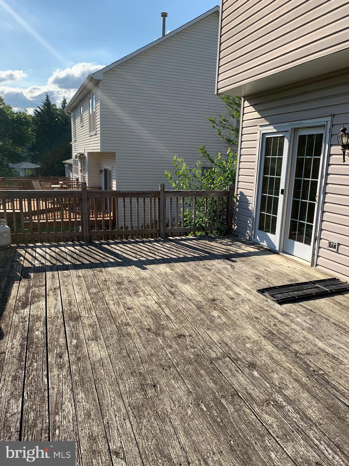 SADDLE CREEK - Residential