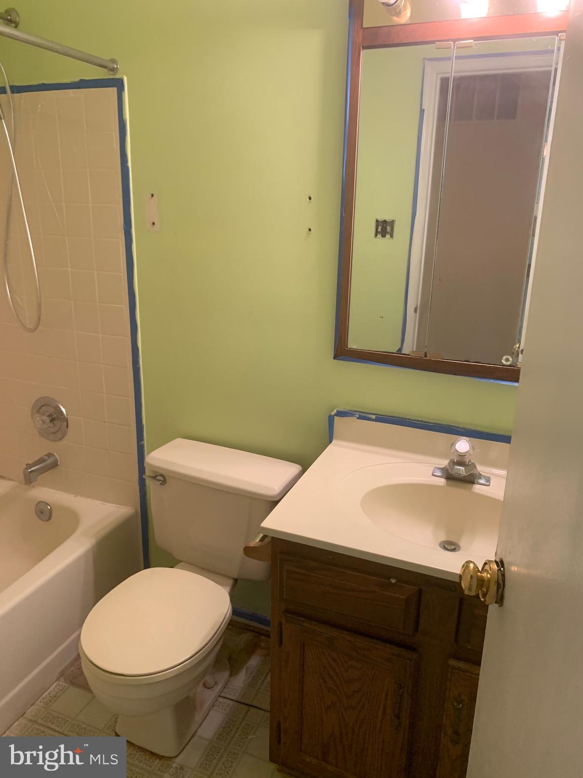 SADDLE CREEK - Residential