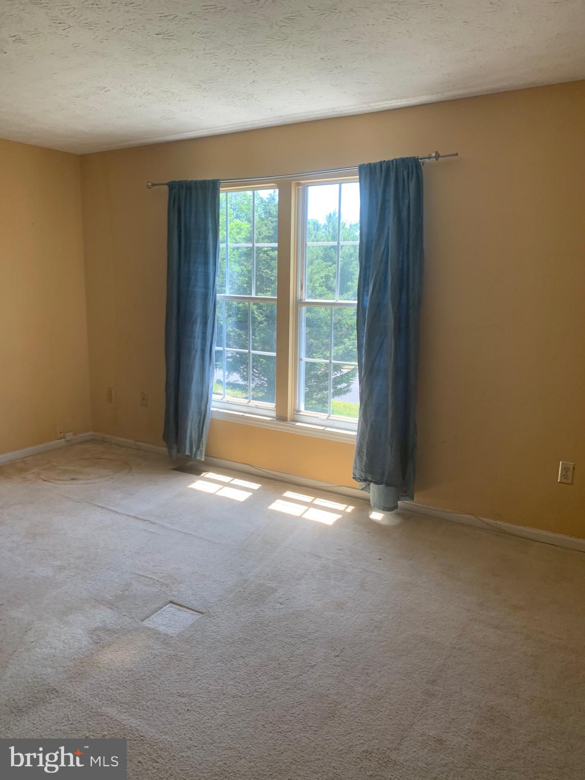 SADDLE CREEK - Residential