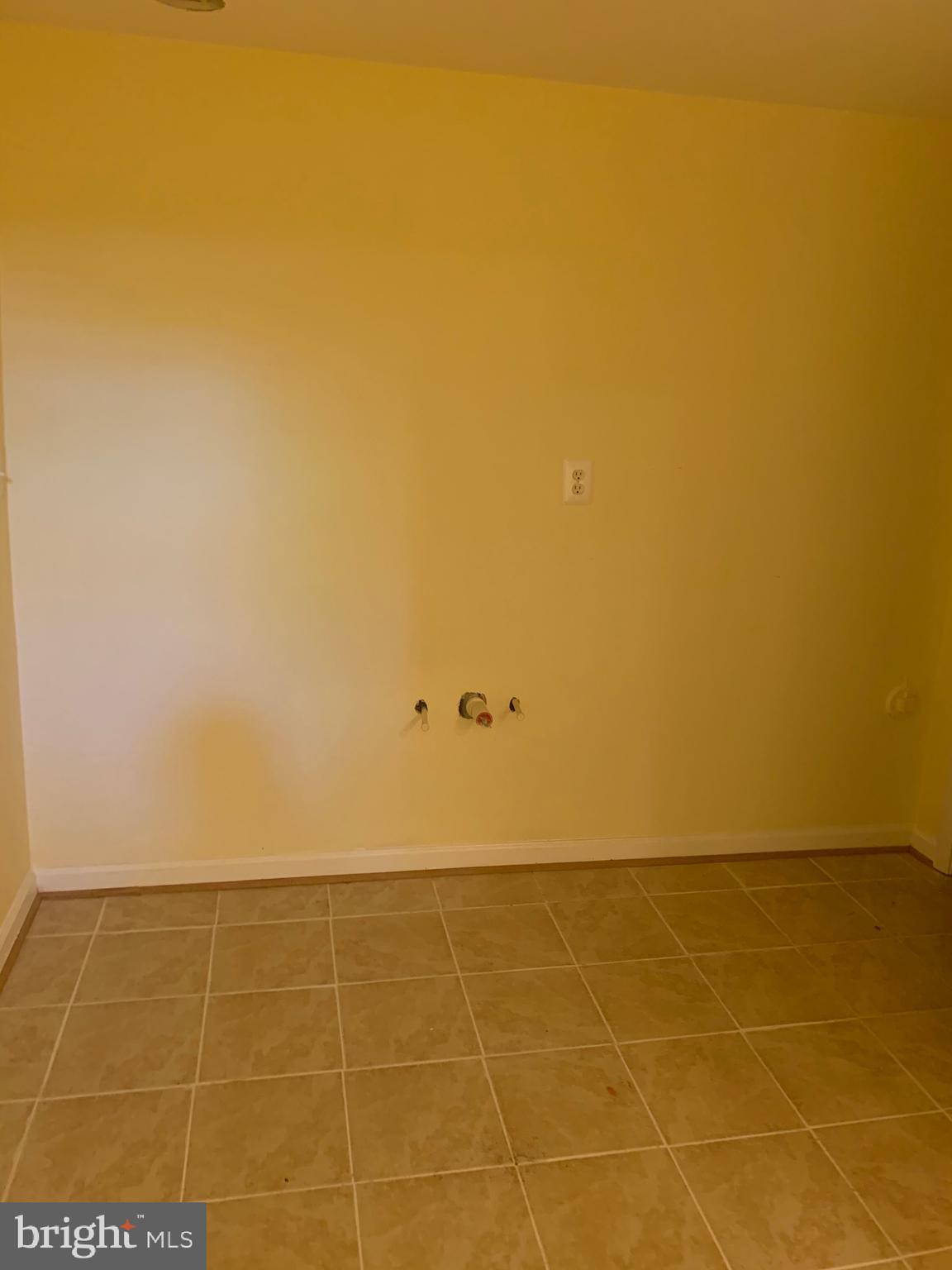 SADDLE CREEK - Residential