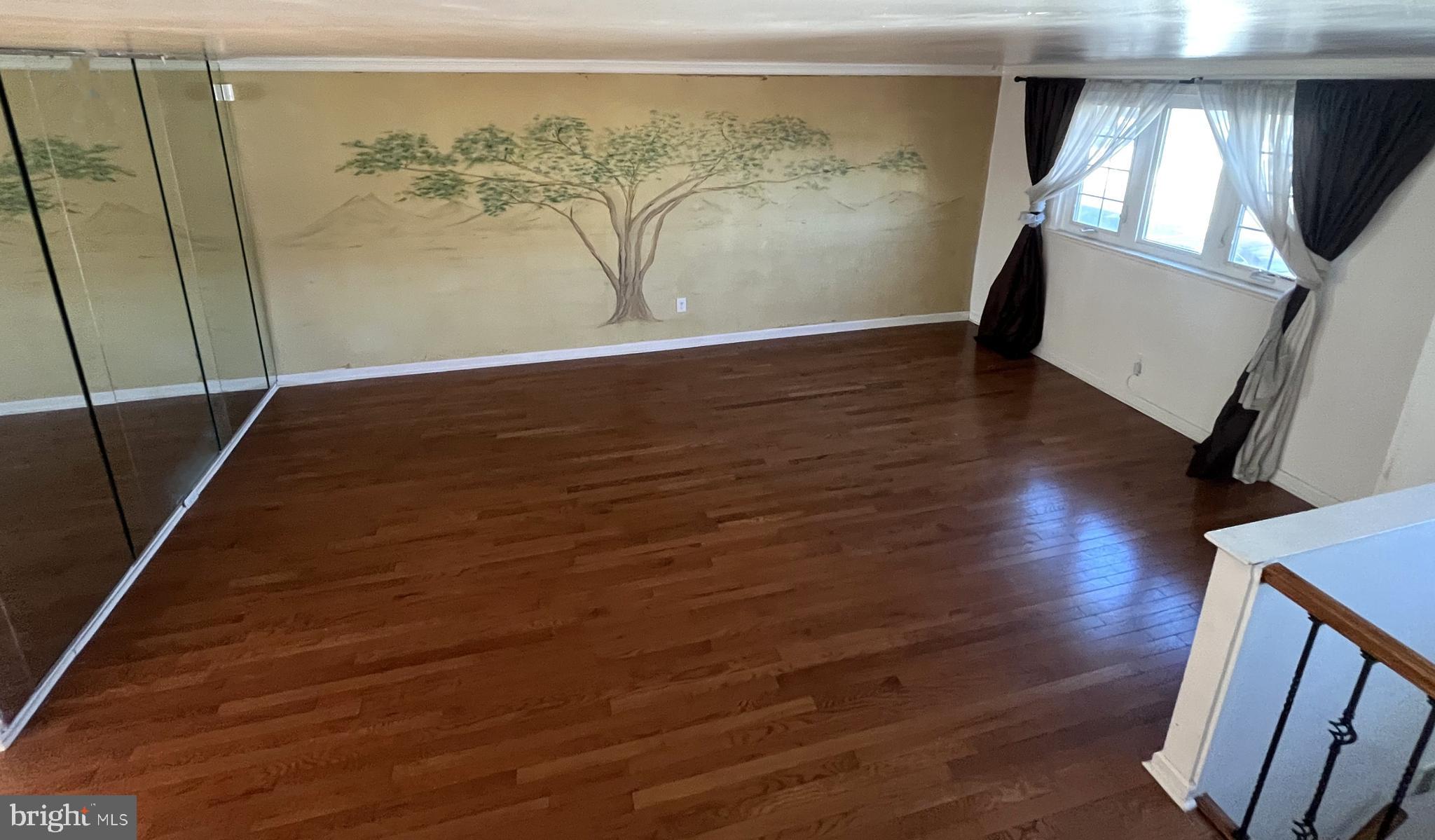 1204 W MASTER STREET