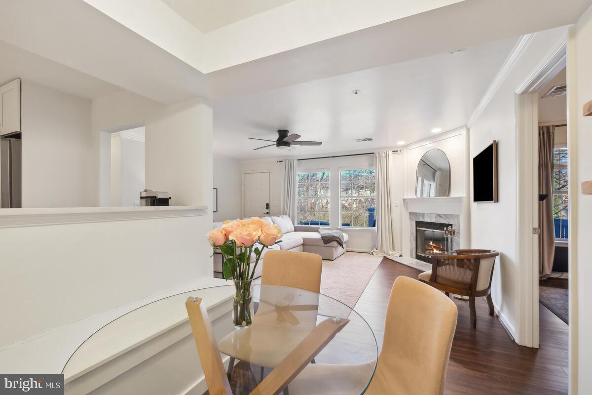 THE GABLES ON TUCKERMAN - Residential