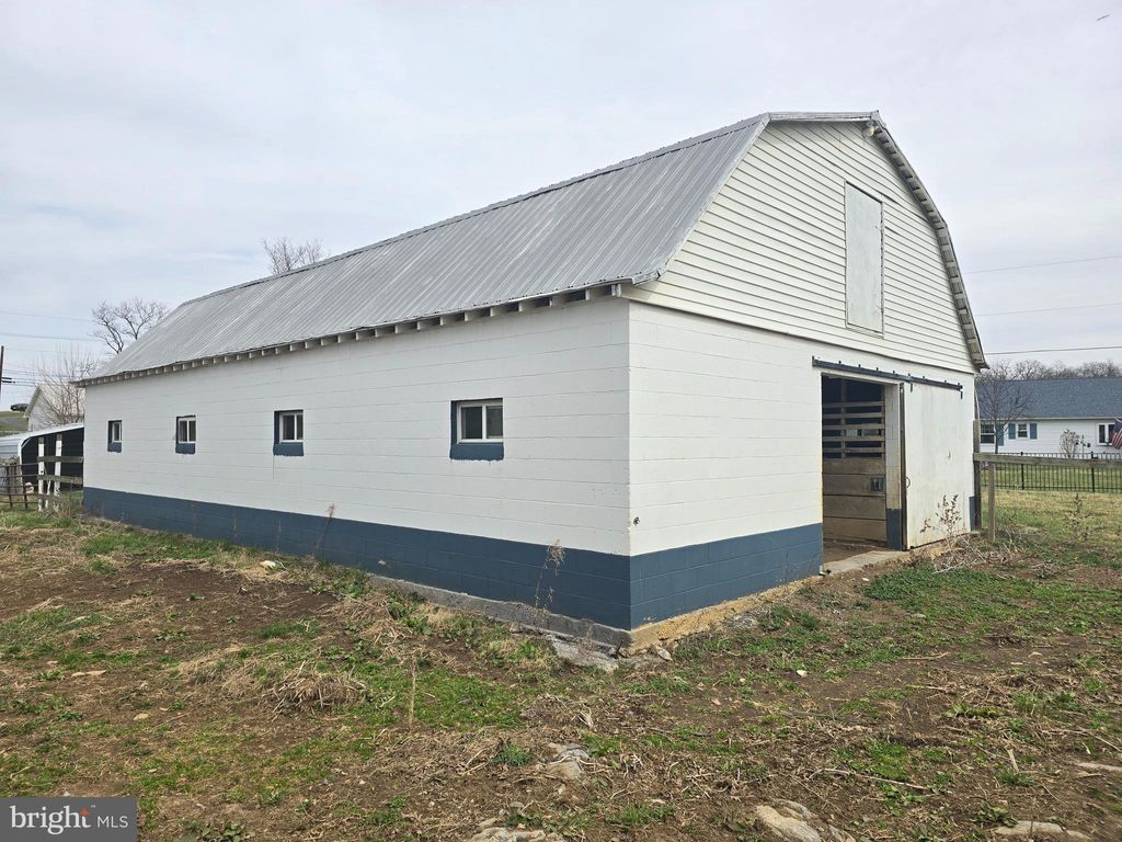 listing image 57