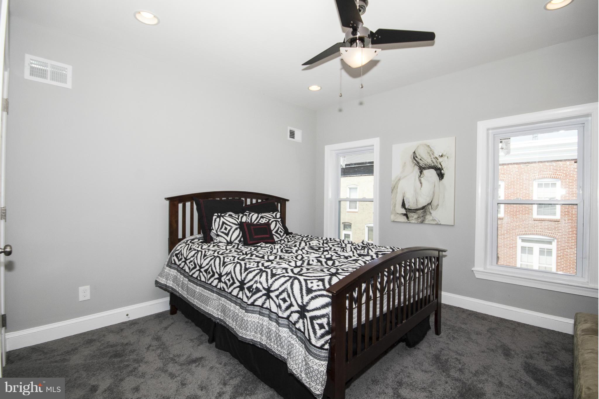 LOCUST POINT - Residential