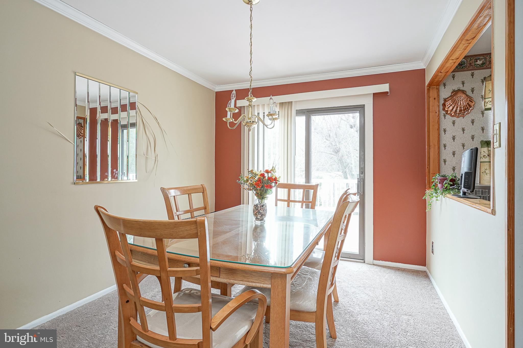 11 FRANKLIN AVENUE