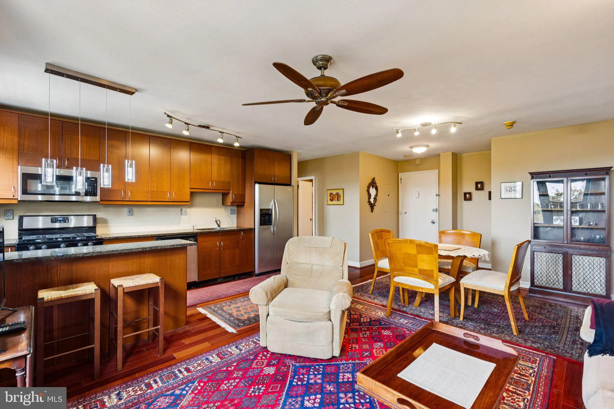 Philadelphia, Pennsylvania 19130, United States, 2 Bedrooms Bedrooms, ,1 BathroomBathrooms,Residential,Active,236948