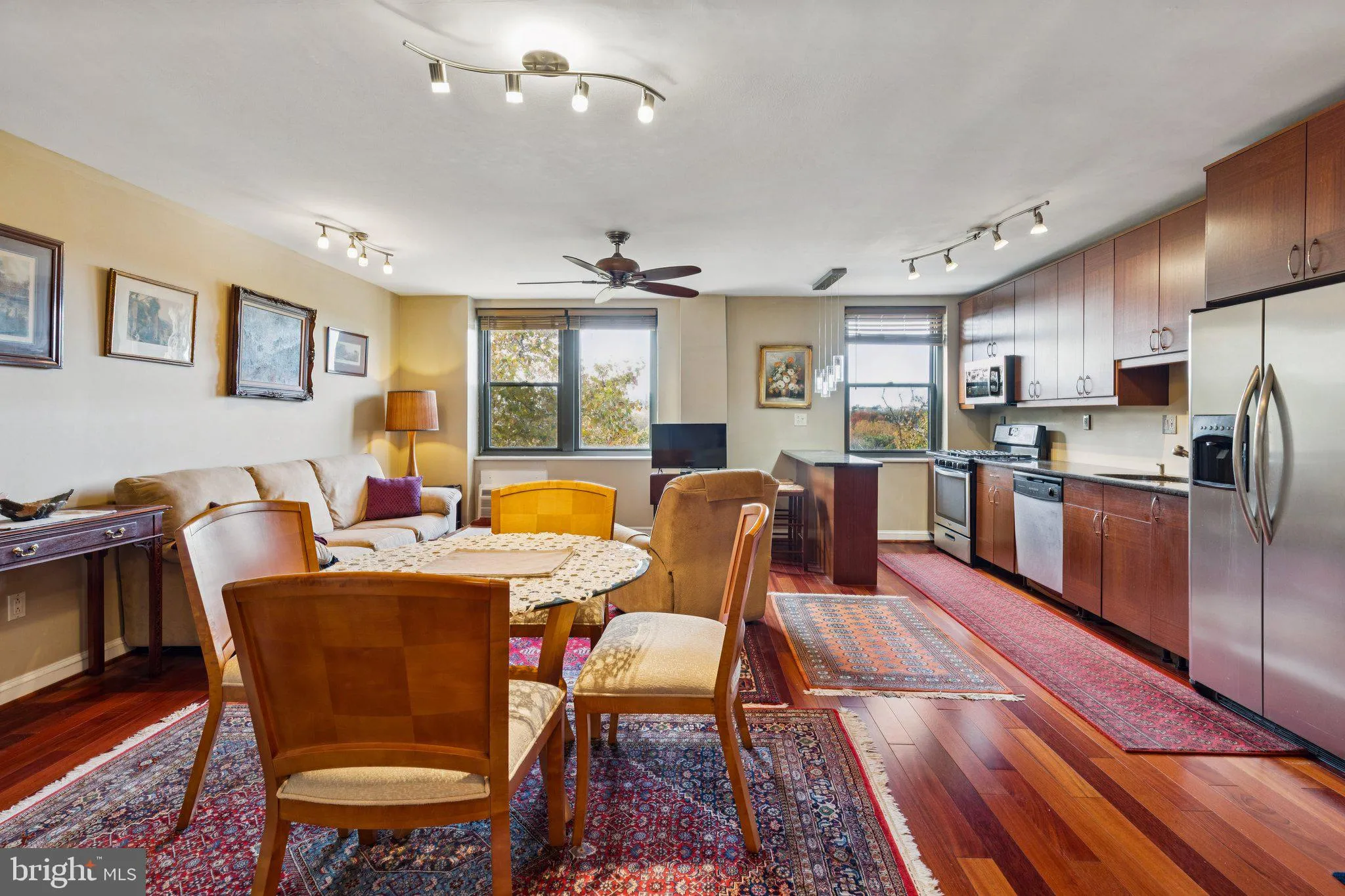 Philadelphia, Pennsylvania 19130, United States, 2 Bedrooms Bedrooms, ,1 BathroomBathrooms,Residential,Active,236948