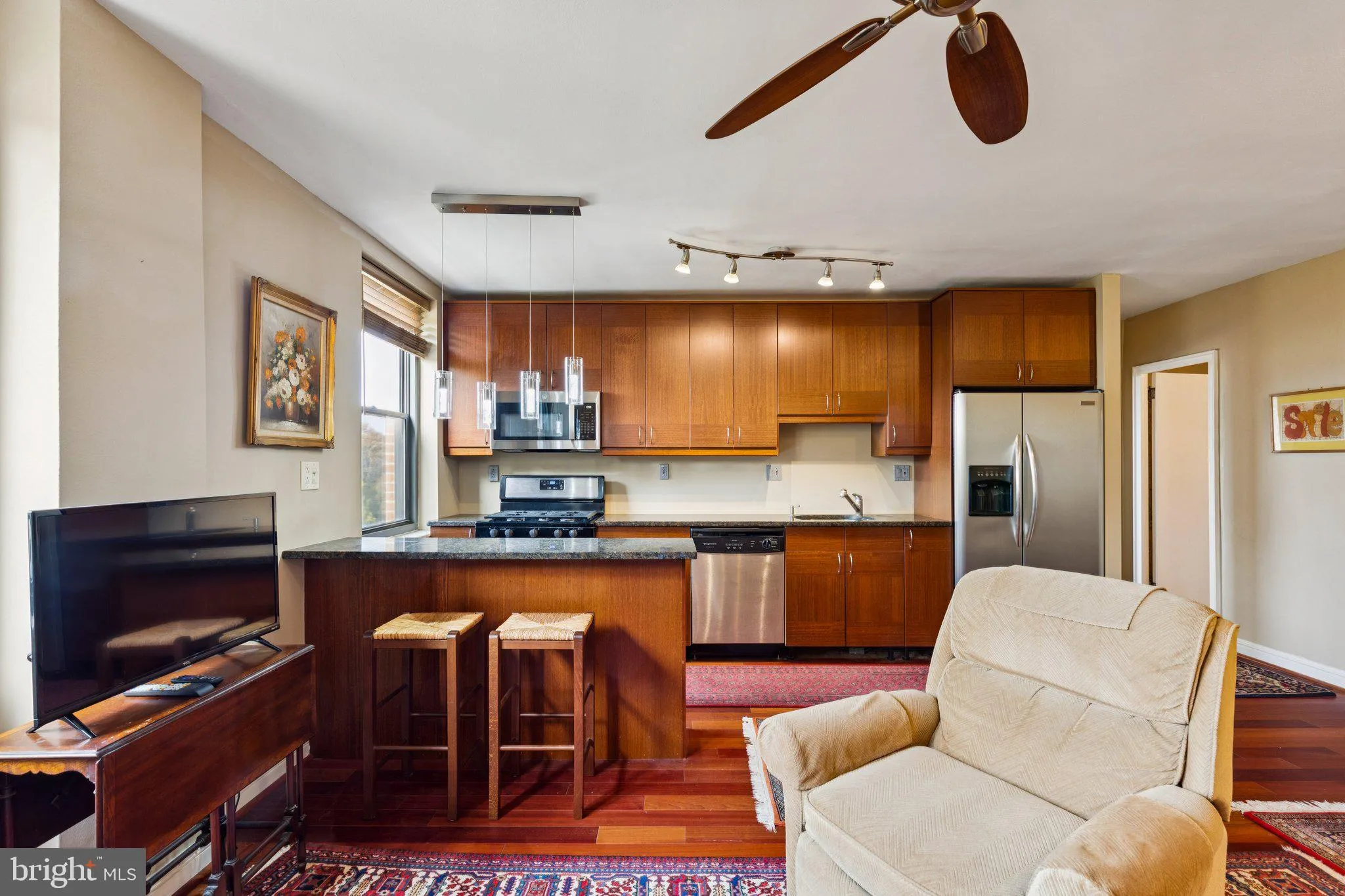 Philadelphia, Pennsylvania 19130, United States, 2 Bedrooms Bedrooms, ,1 BathroomBathrooms,Residential,Active,236948