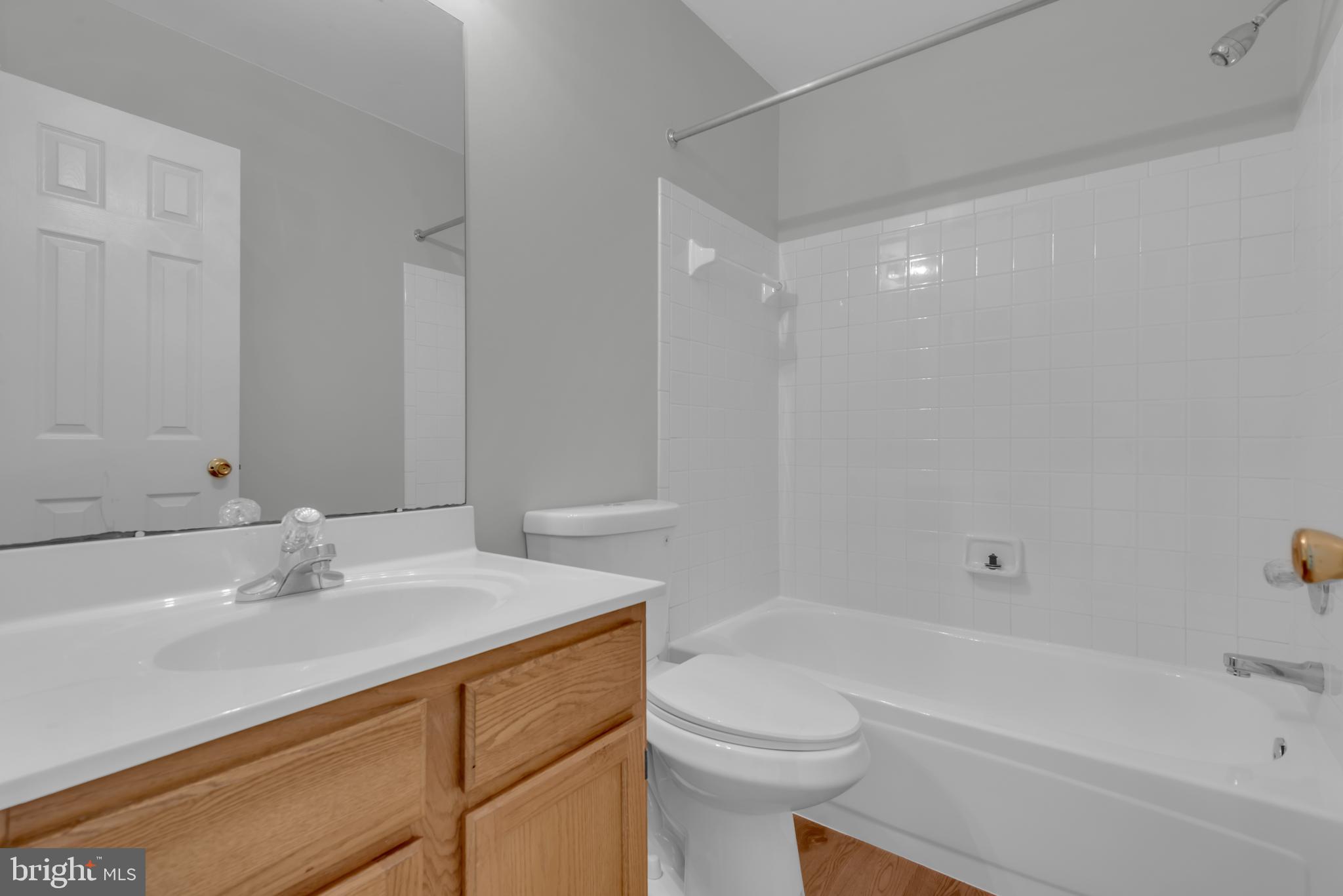 CEDAR GROVE AT CROFTON - Residential