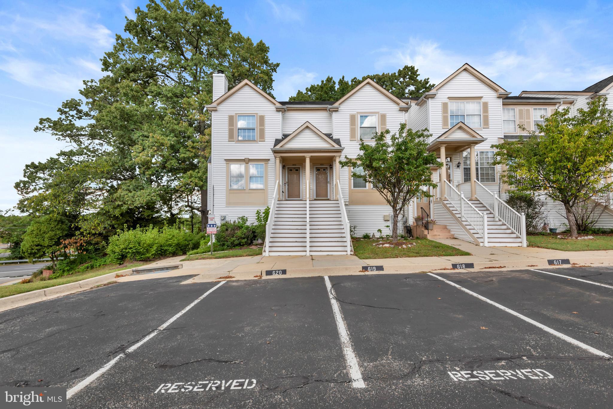 1440 NUTWOOD COURT
