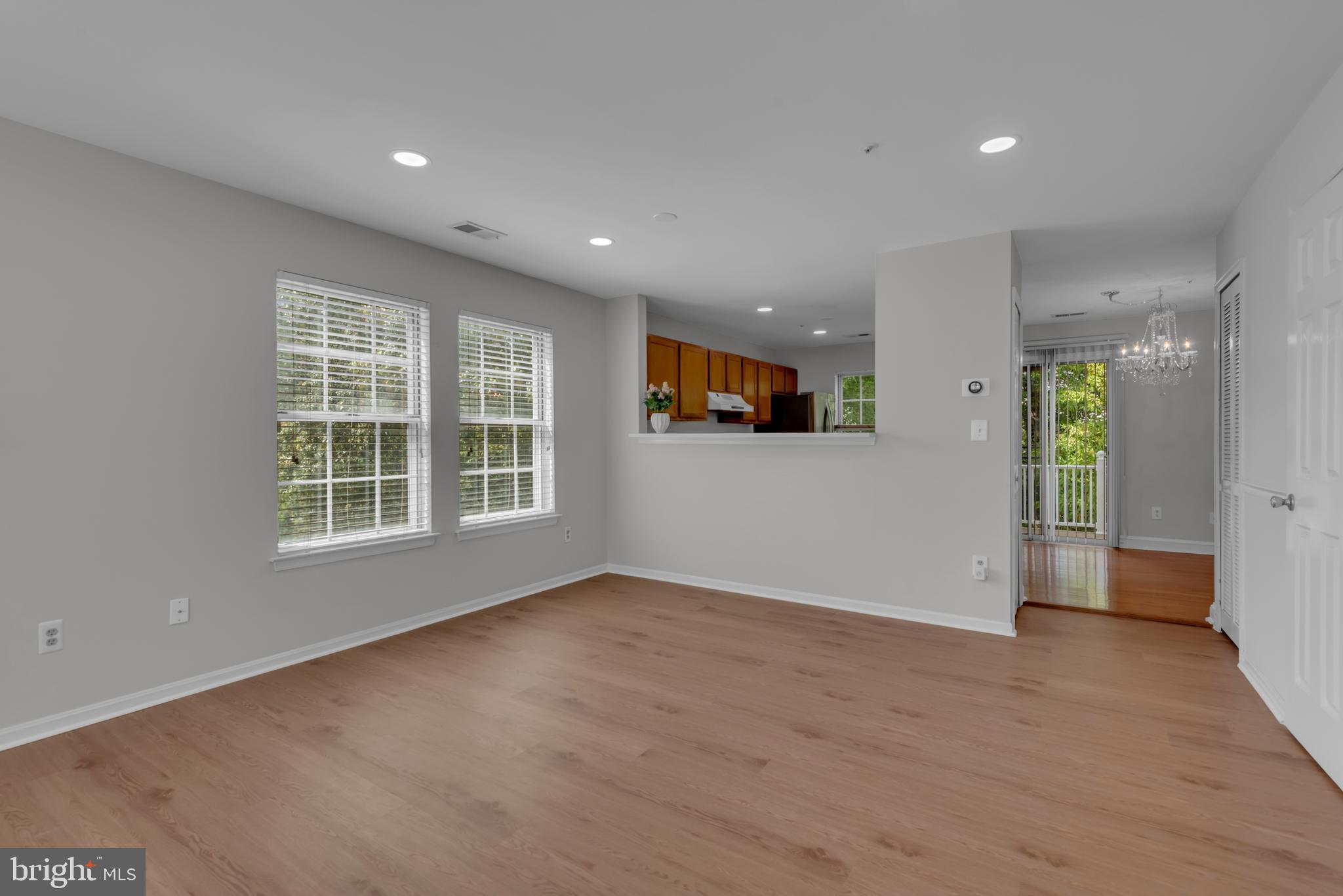 CEDAR GROVE AT CROFTON - Residential