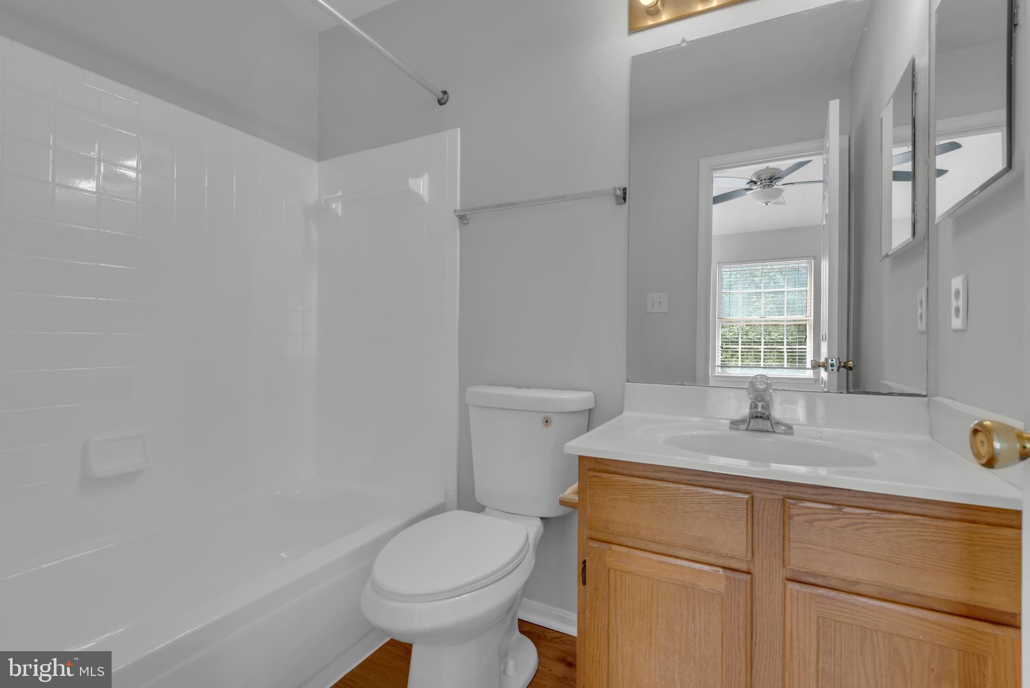 CEDAR GROVE AT CROFTON - Residential