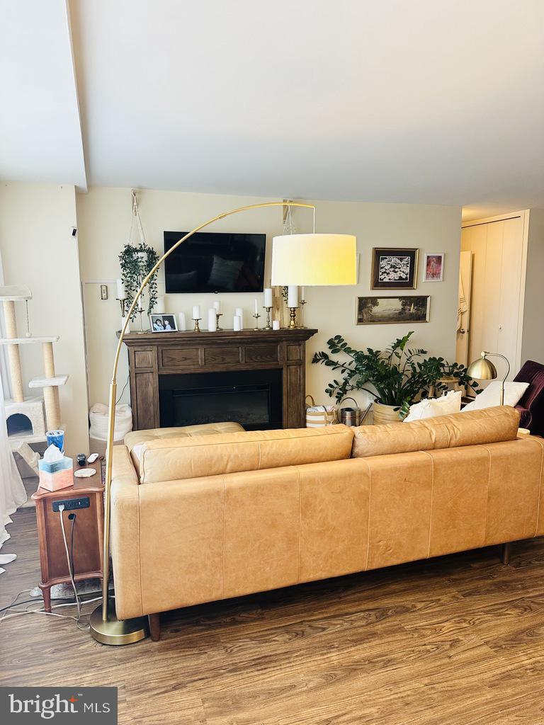 1545 18TH STREET NW 622