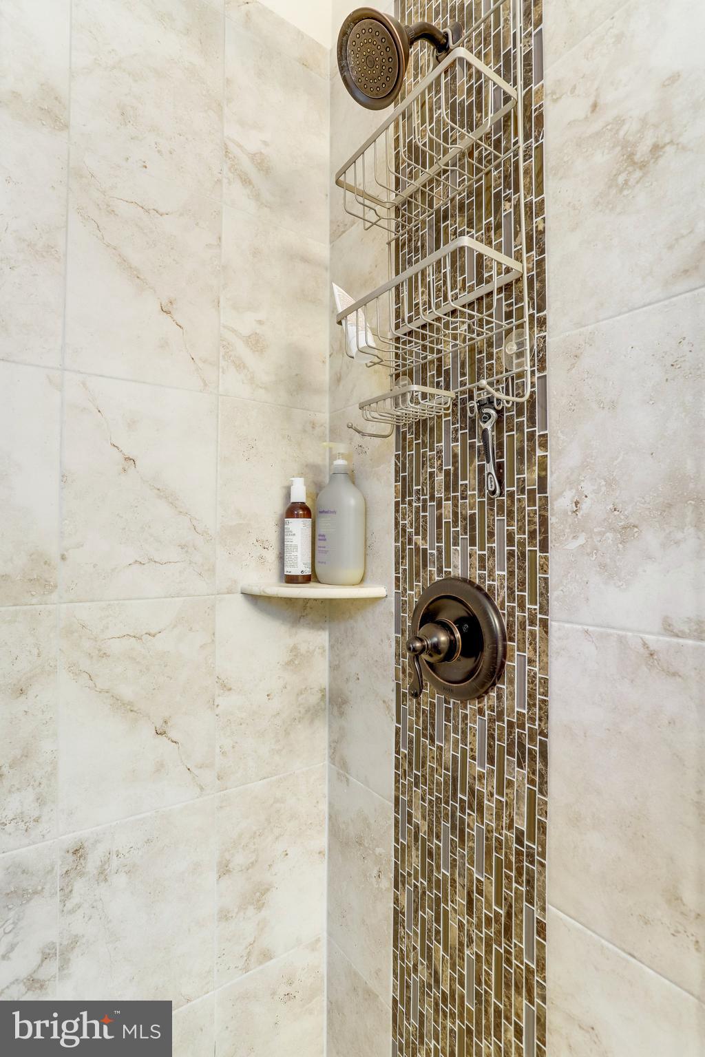 FAIRLINGTON VILLAGES - Residential Lease