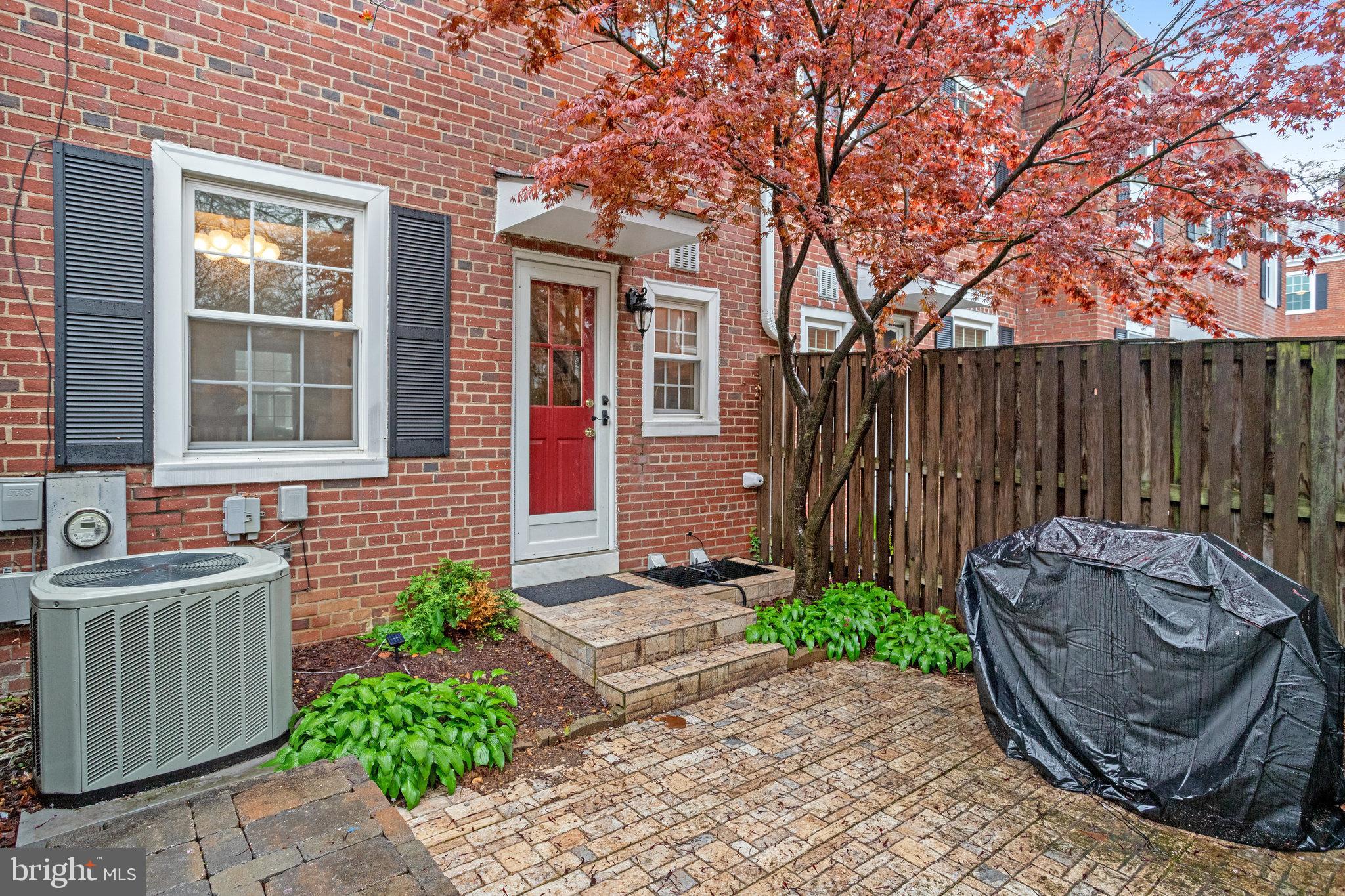 FAIRLINGTON VILLAGES - Residential Lease