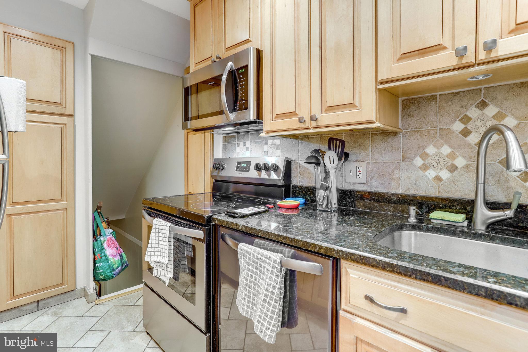 FAIRLINGTON VILLAGES - Residential Lease