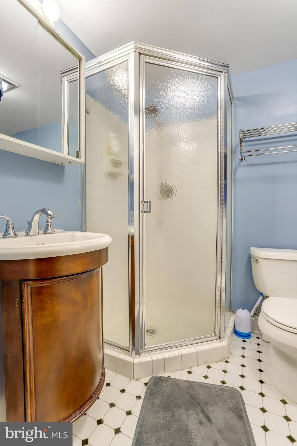 FAIRLINGTON VILLAGES - Residential Lease