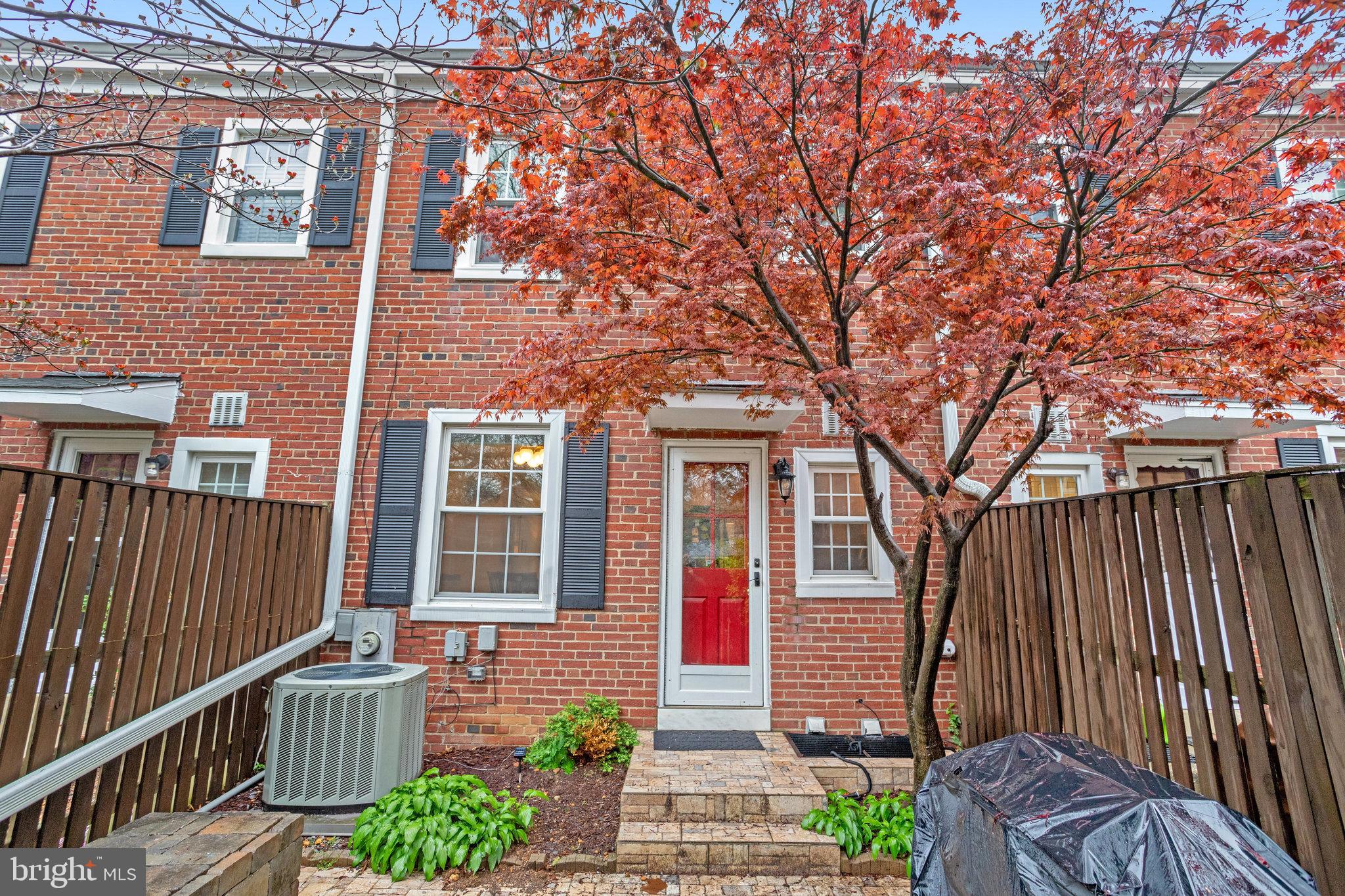 FAIRLINGTON VILLAGES - Residential Lease