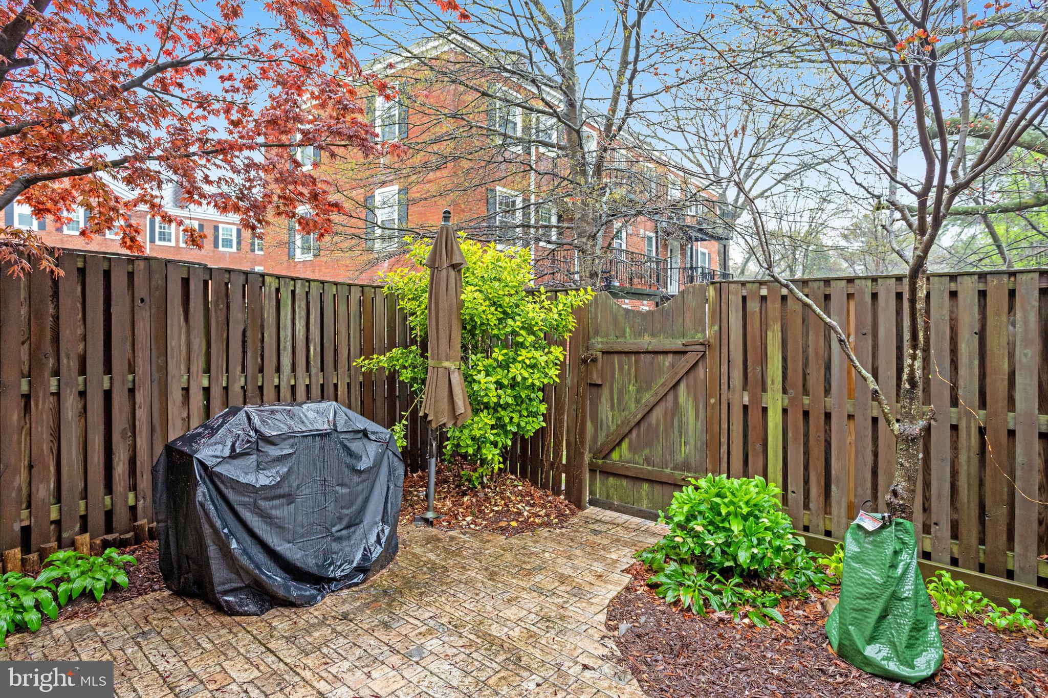 FAIRLINGTON VILLAGES - Residential Lease