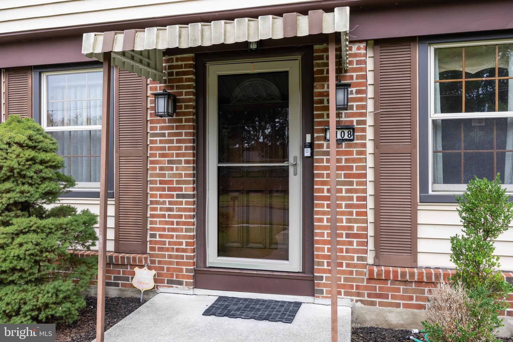 1108 CRANE DRIVE