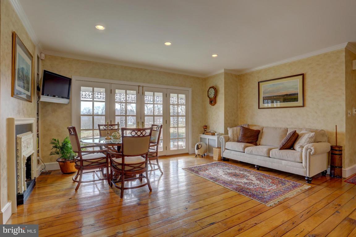 MONDAMIN FARMS - Residential