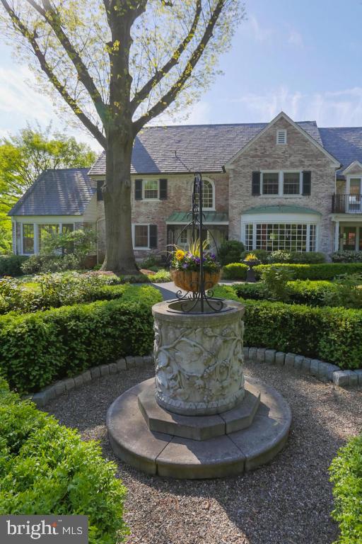 MONDAMIN FARMS - Residential