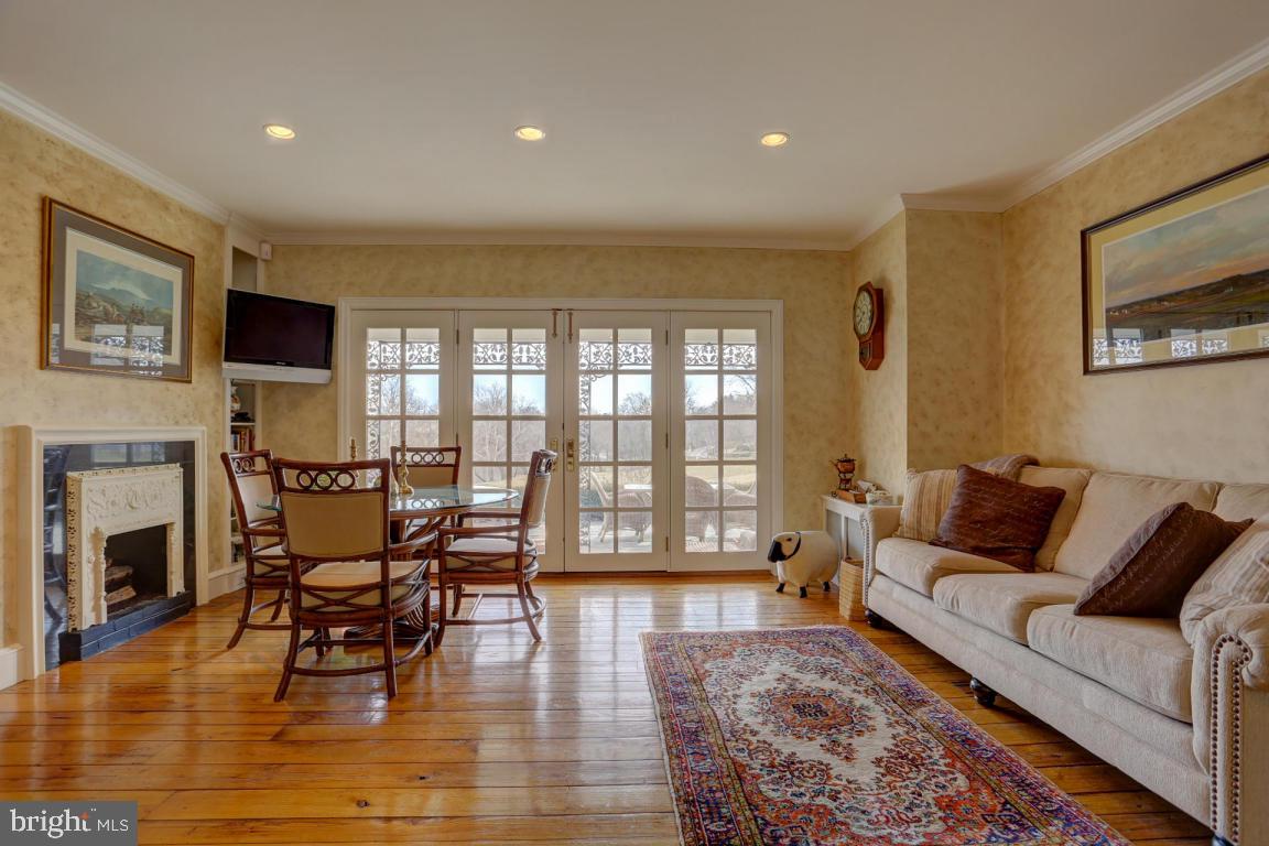 MONDAMIN FARMS - Residential