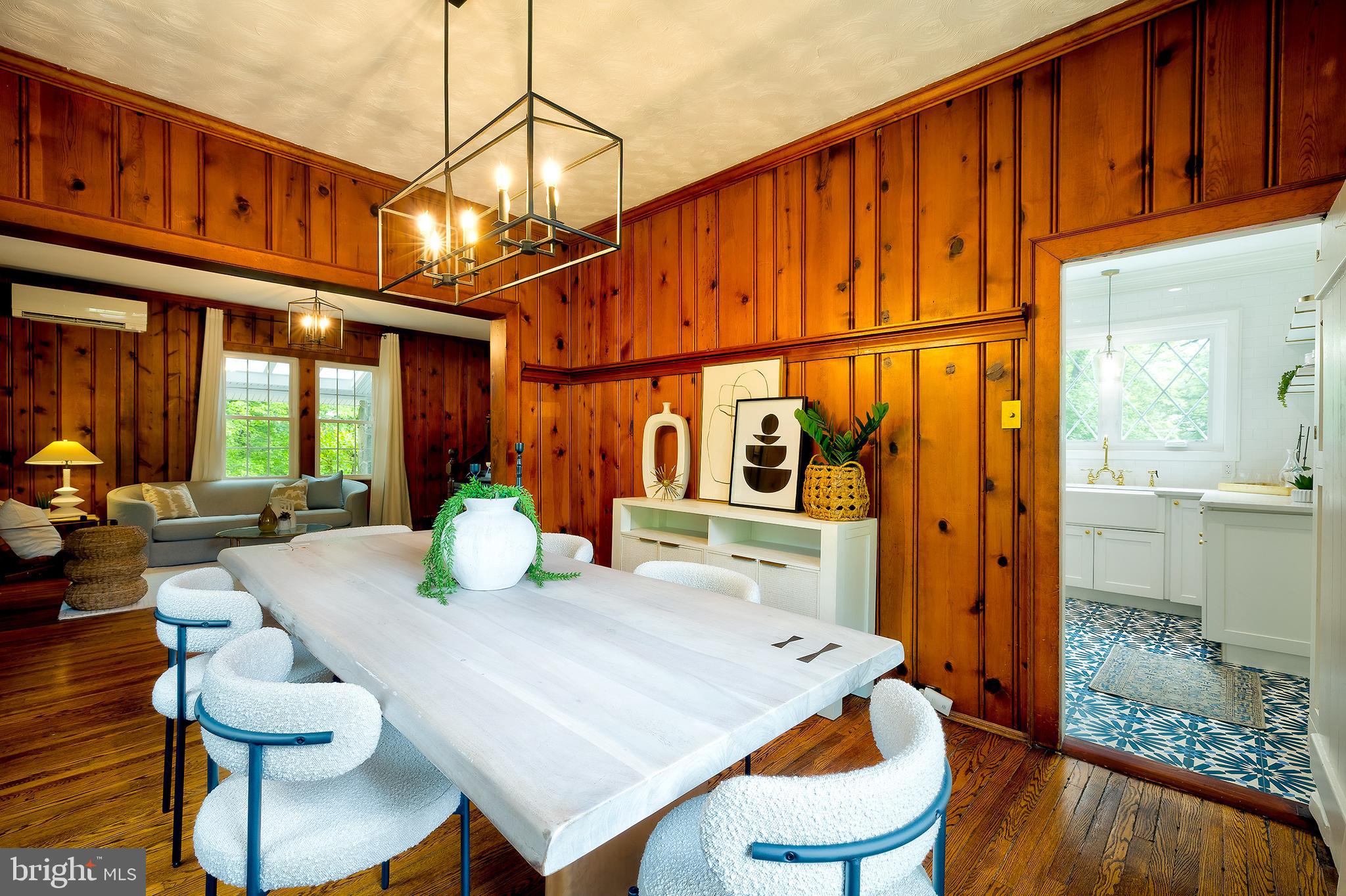 FOREST GLEN PARK - Residential