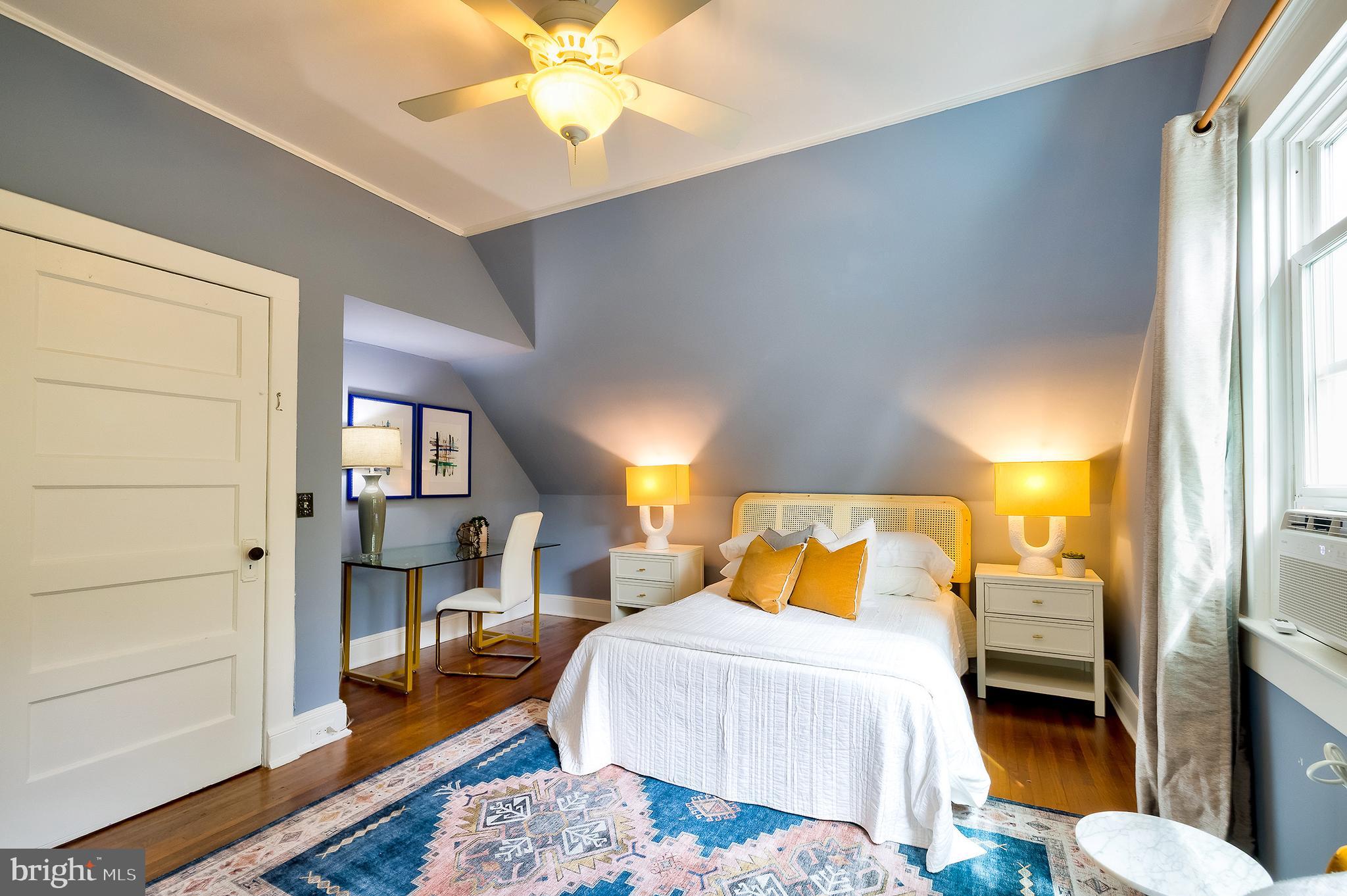 FOREST GLEN PARK - Residential