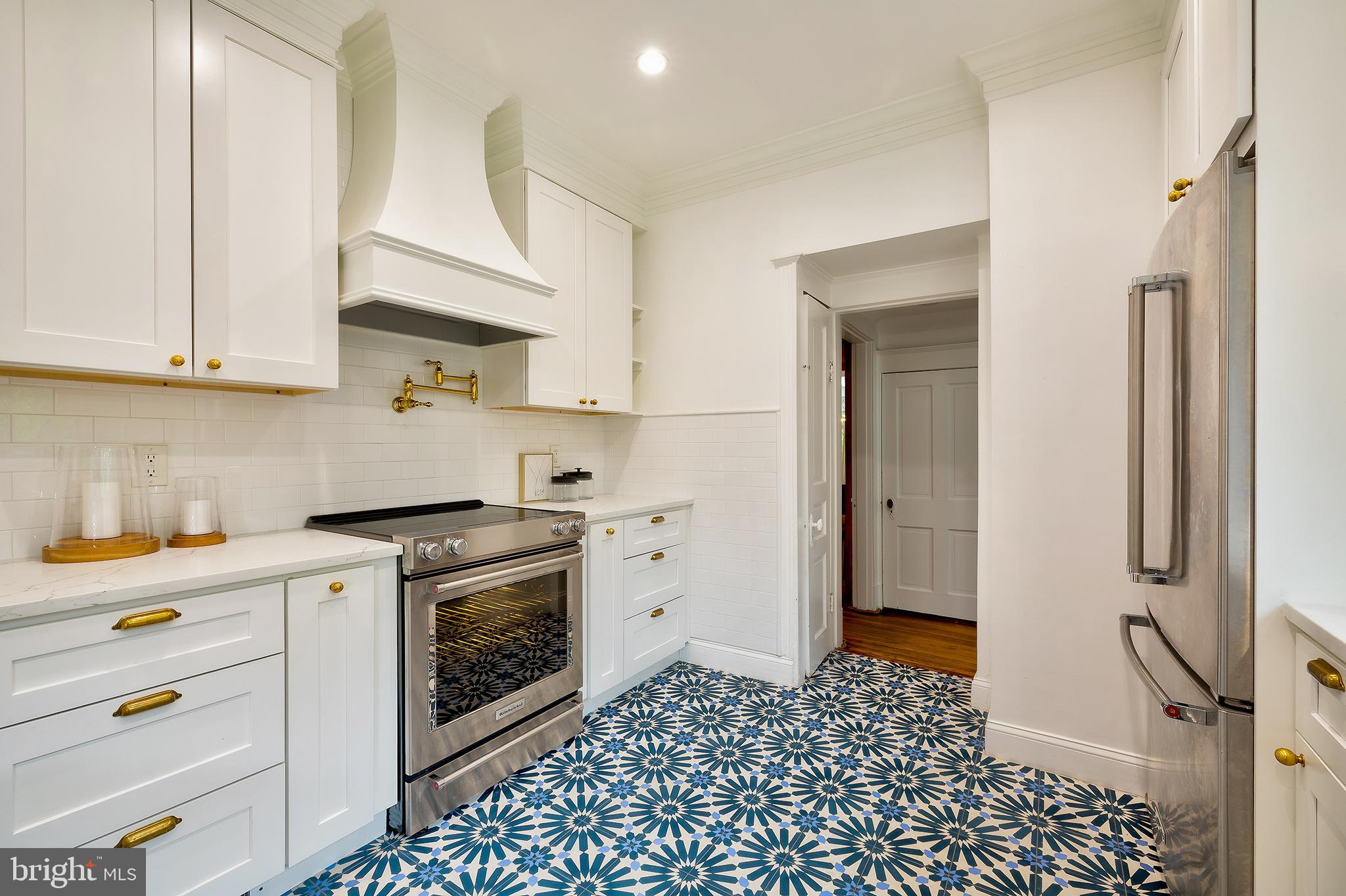 FOREST GLEN PARK - Residential