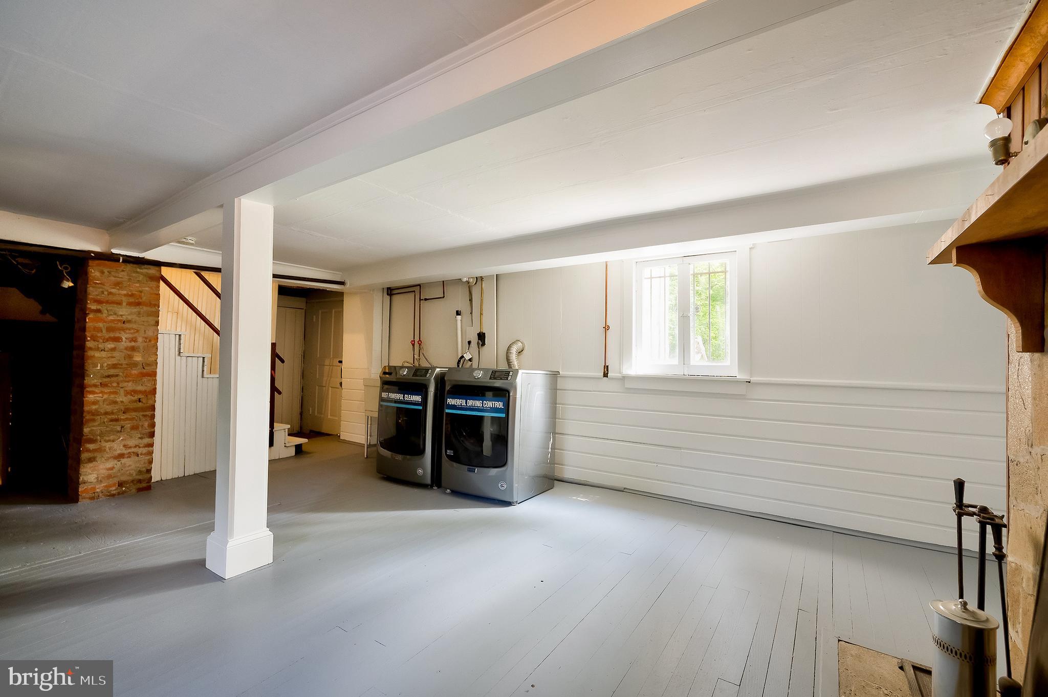 FOREST GLEN PARK - Residential