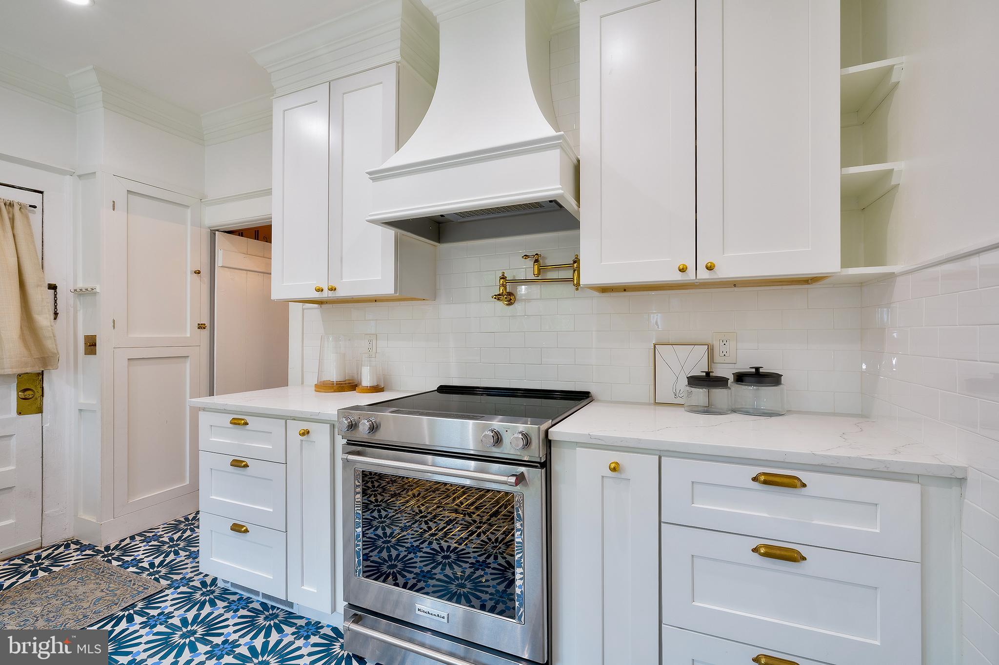 FOREST GLEN PARK - Residential