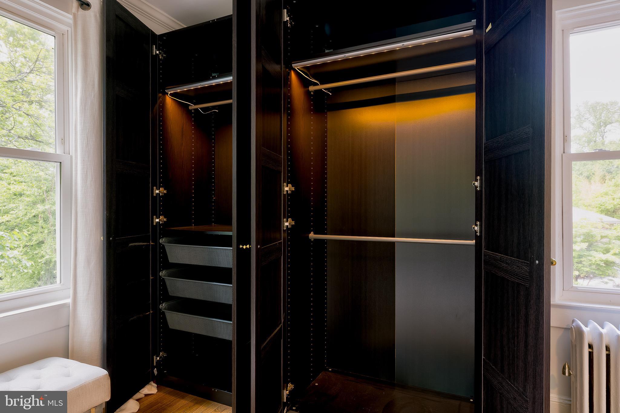 FOREST GLEN PARK - Residential